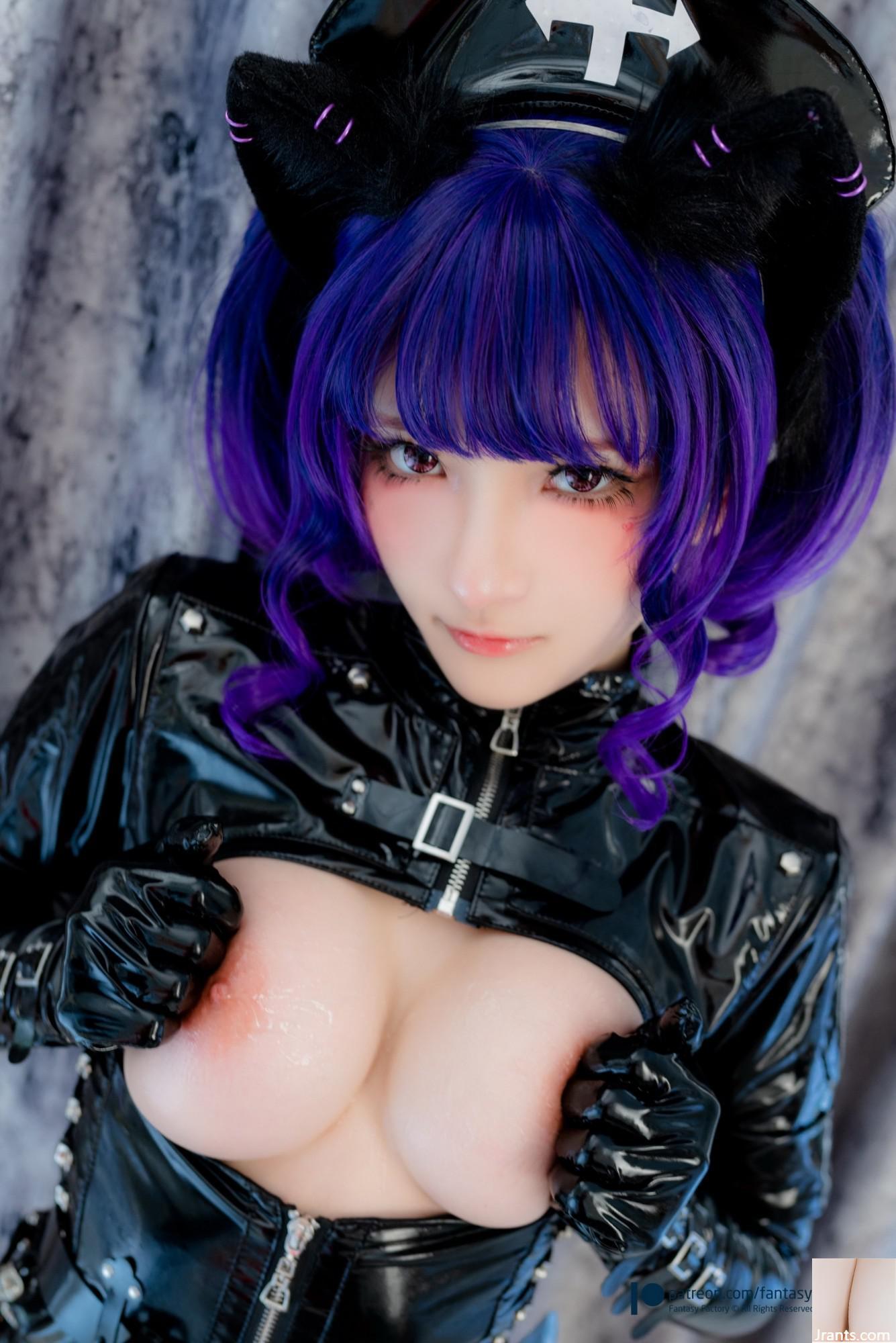 Foto Cosplay Xiao Ding &#8211; Perawat Gelap (100p)