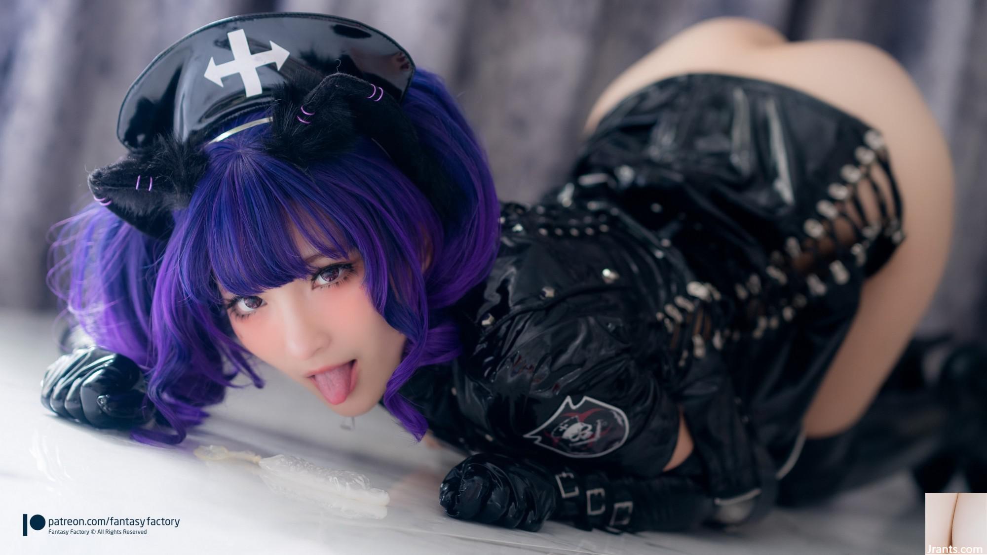 Foto Cosplay Xiao Ding &#8211; Perawat Gelap (100p)