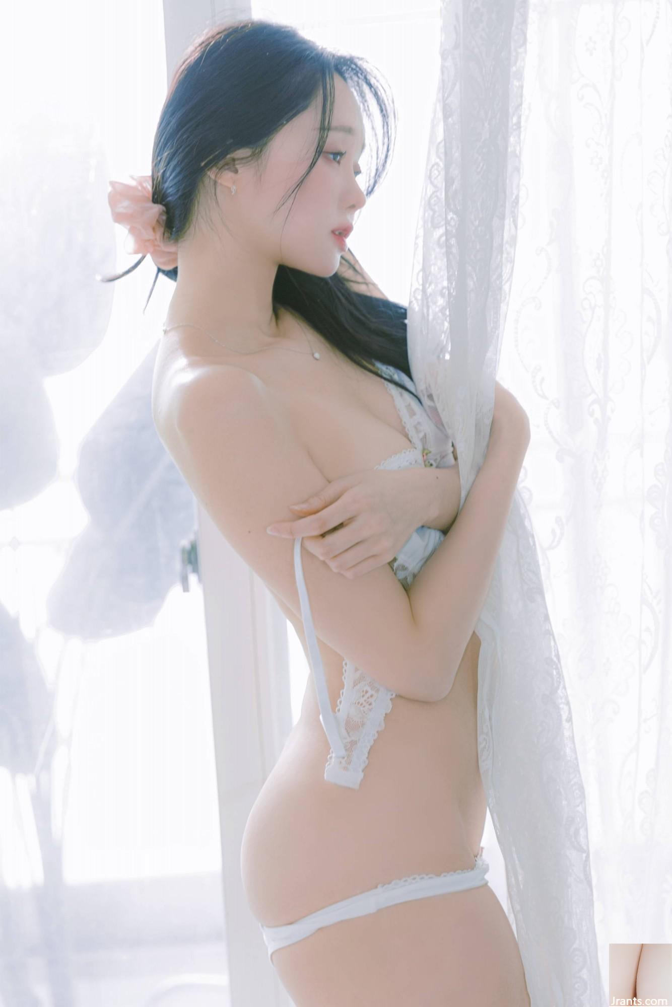 (Online -Sammlung) Koreanisches Modell &#8222;Blooming Day&#8220; VIP -Wohlfahrtsbild (91p)