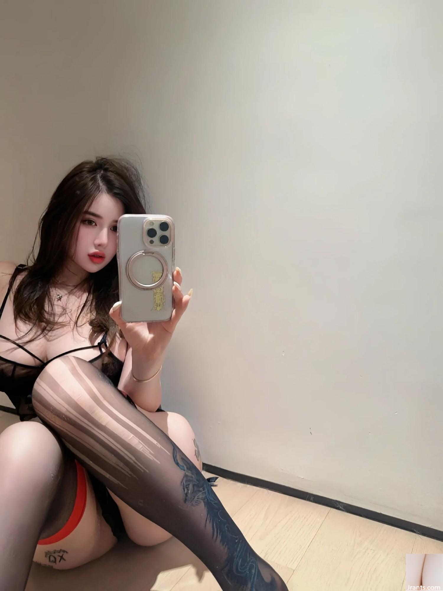 (အင်တာနက်ပေါ်တွင်စုဆောင်းခြင်း) Peach Royal အစ်မအစ်မ A Se &#8220; Red Lace&#8221;  VIP သီးသန့် (34p)