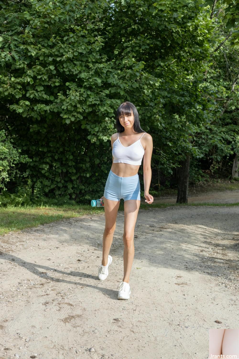 (MetArt) 24. Mai 2025 &#8211; Bernie &#8211; Schwüle (120p)