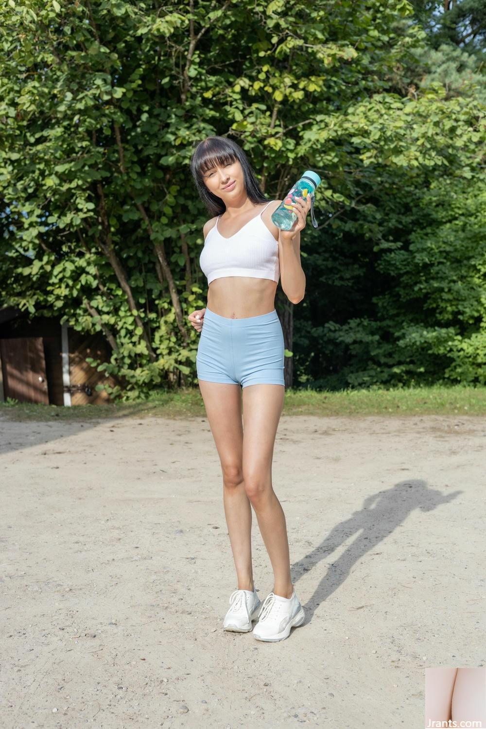 (MetArt) 24. Mai 2025 &#8211; Bernie &#8211; Schwüle (120p)