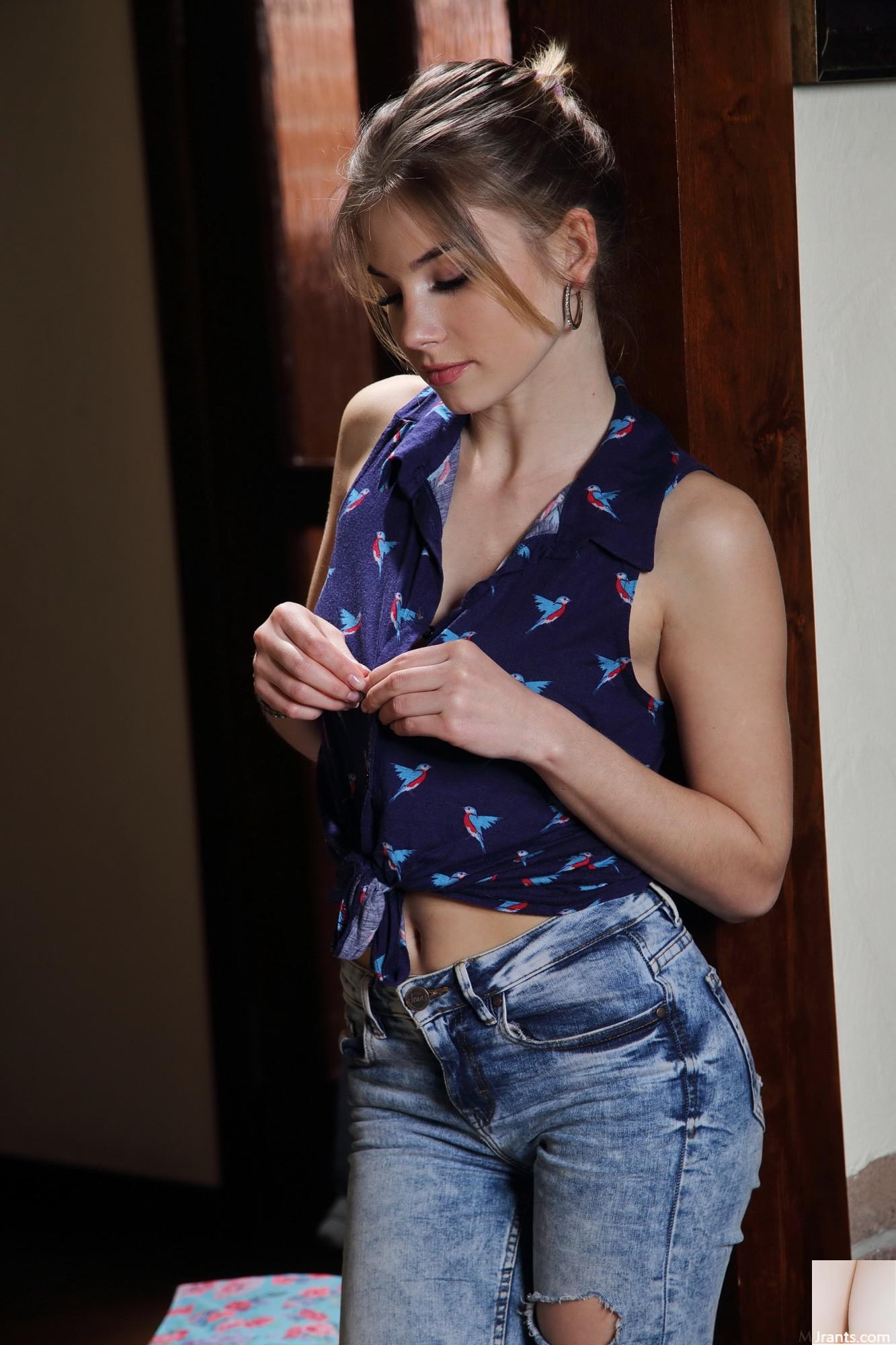 Crites Lola &#8211; Ansura (71p)