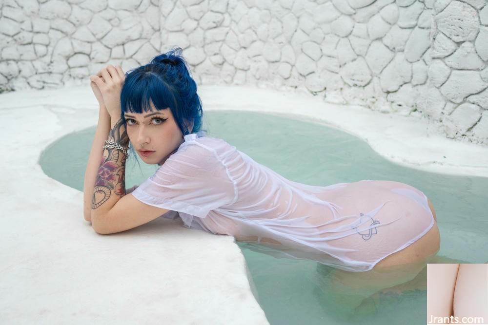 (Suicide Girls) 26 مه 2025 &#8211; میزا &#8211; آب آبی شیرین (60p)