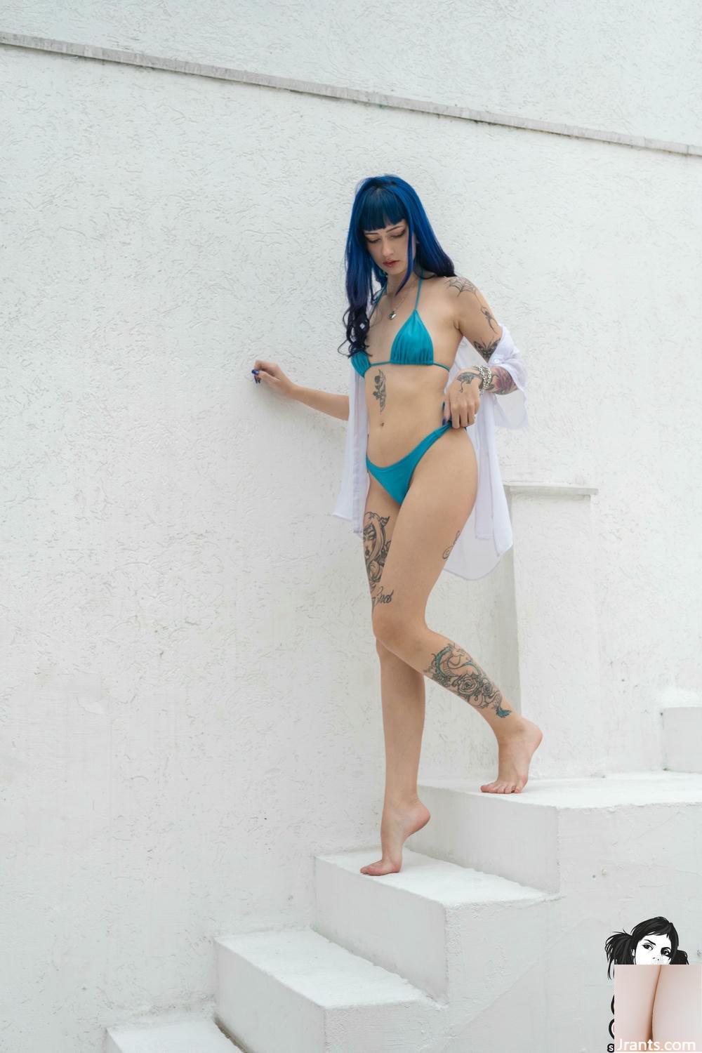 (Suicide Girls) 26 مه 2025 &#8211; میزا &#8211; آب آبی شیرین (60p)
