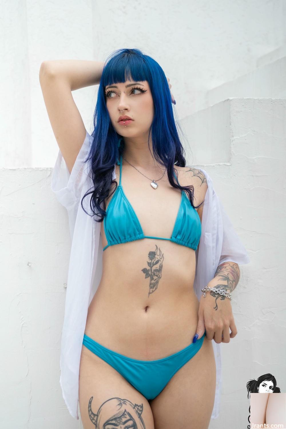 (Suicide Girls) 26 مه 2025 &#8211; میزا &#8211; آب آبی شیرین (60p)