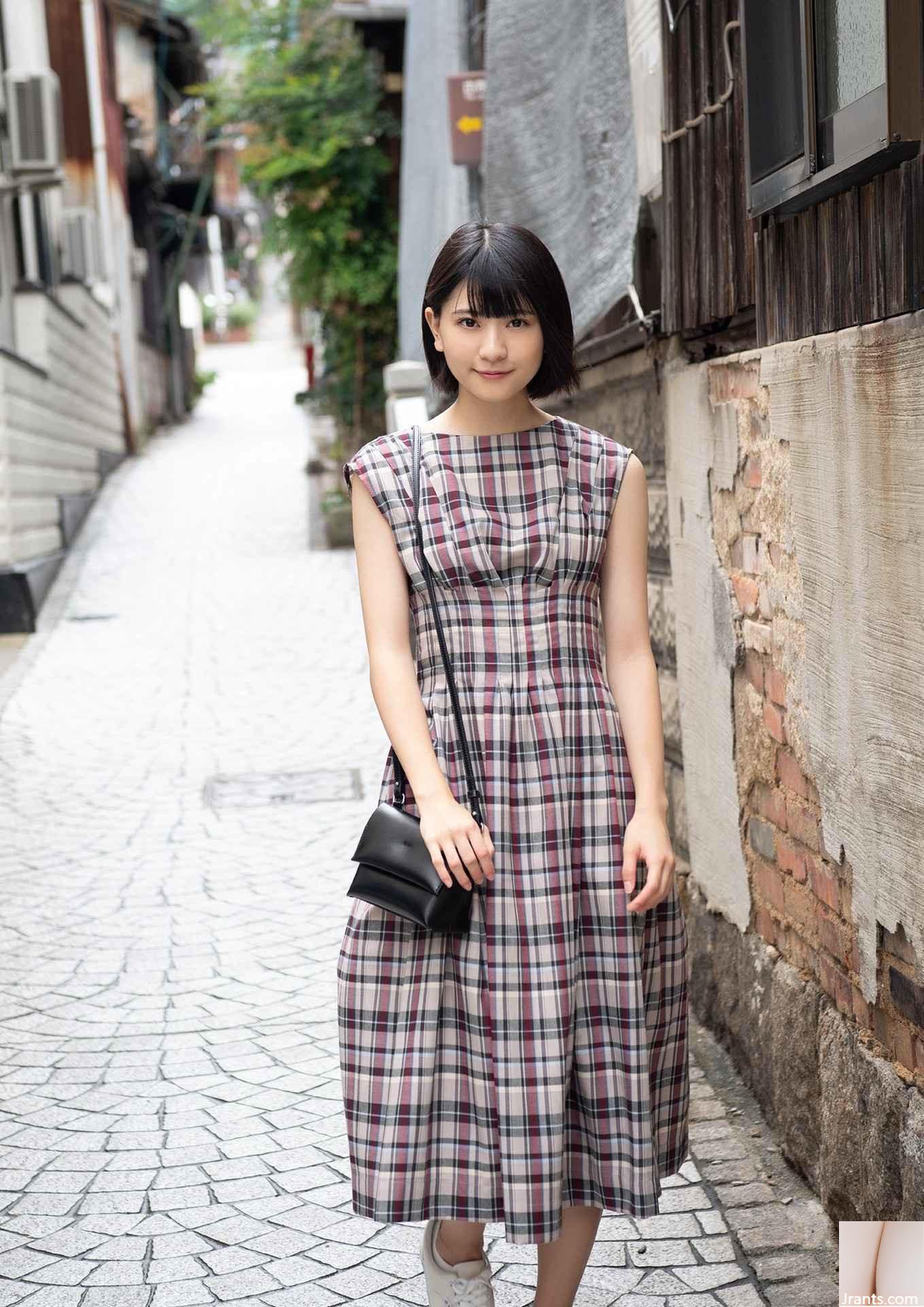 (Minko Yamada) Die süße und sexy Sinnlichkeit enthüllt ihre schlanke Taille und ist so auffällig (19p)