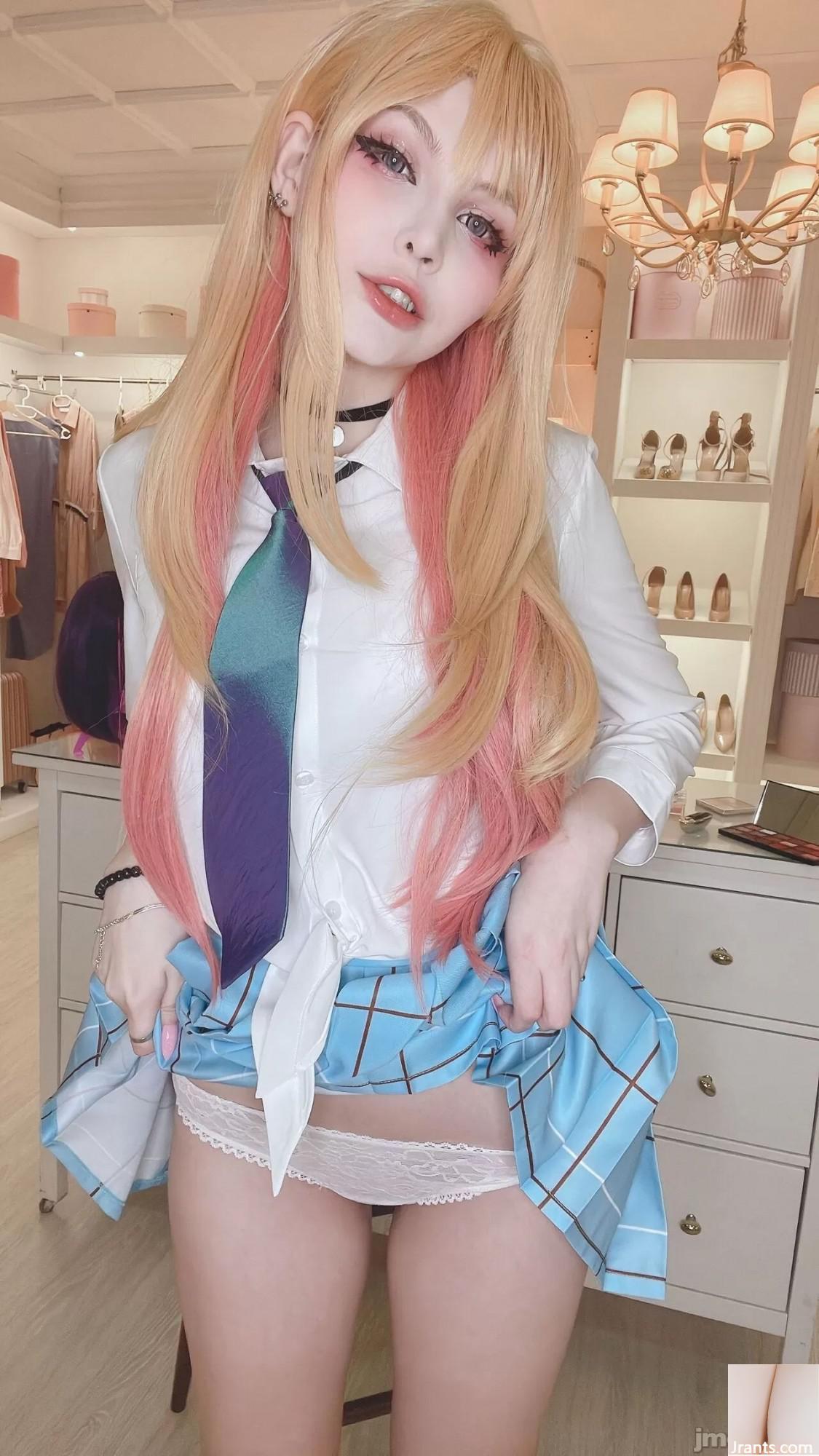 Tsuki Desu &#8211; Marin Kitagawa (102p)