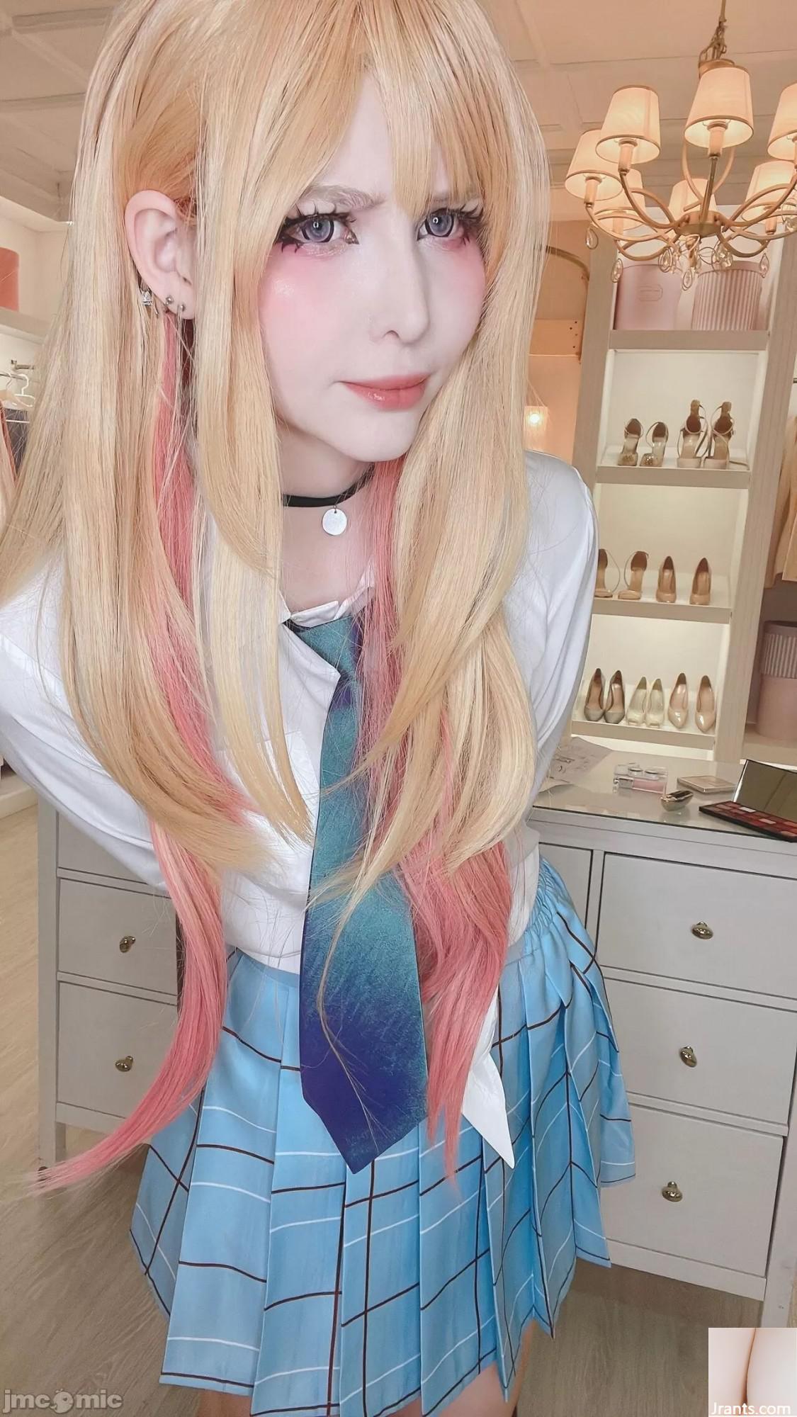 Tsuki Desu &#8211; Marin Kitagawa (102p)