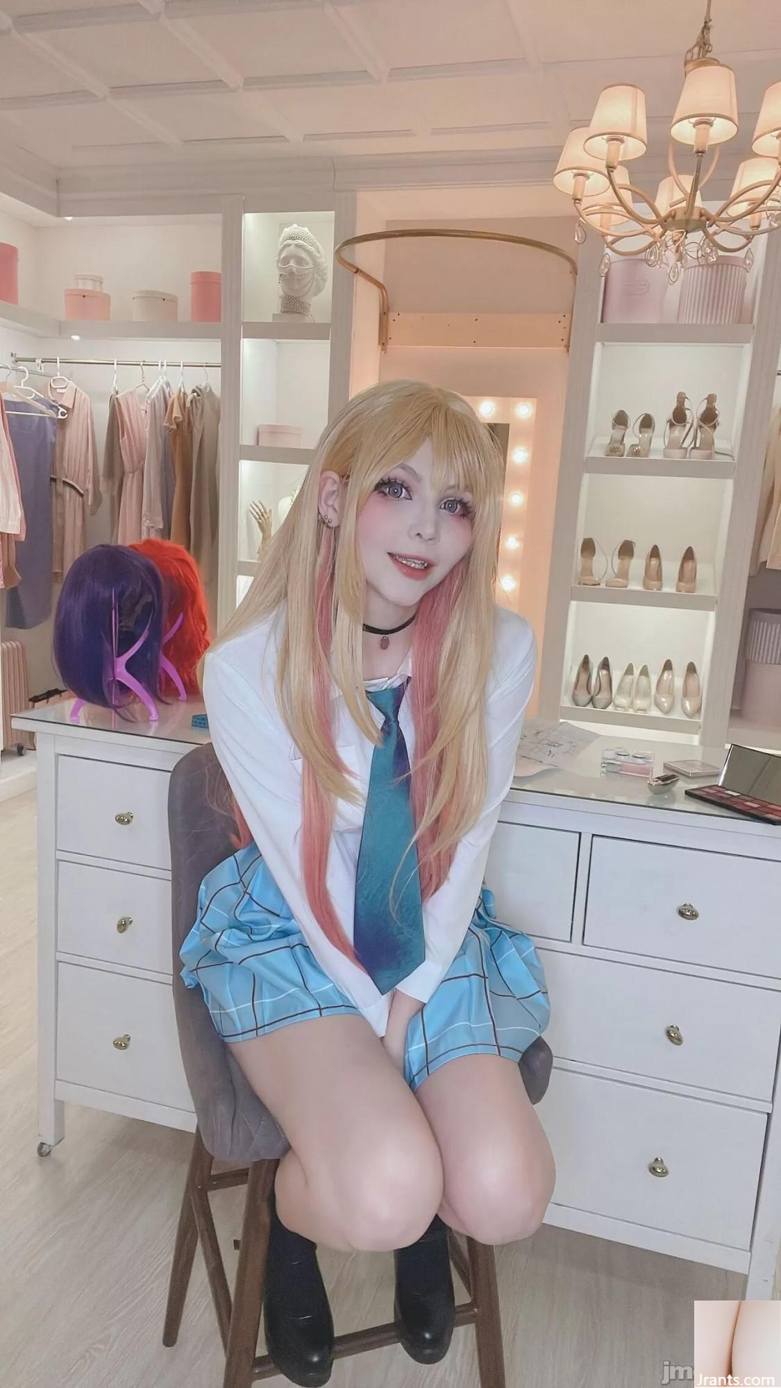 Tsuki Desu &#8211; Marin Kitagawa (102p)