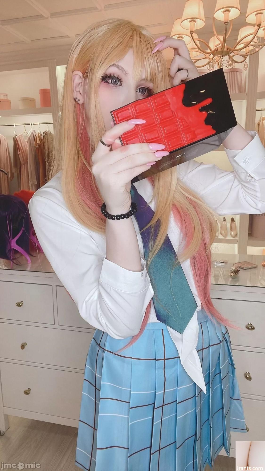Tsuki Desu &#8211; Marin Kitagawa (102p)