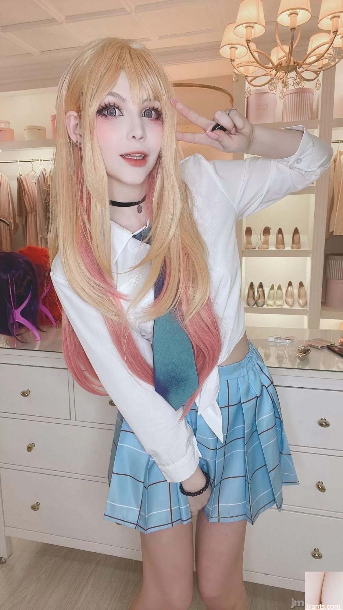 Tsuki Desu &#8211; Marin Kitagawa (102p)