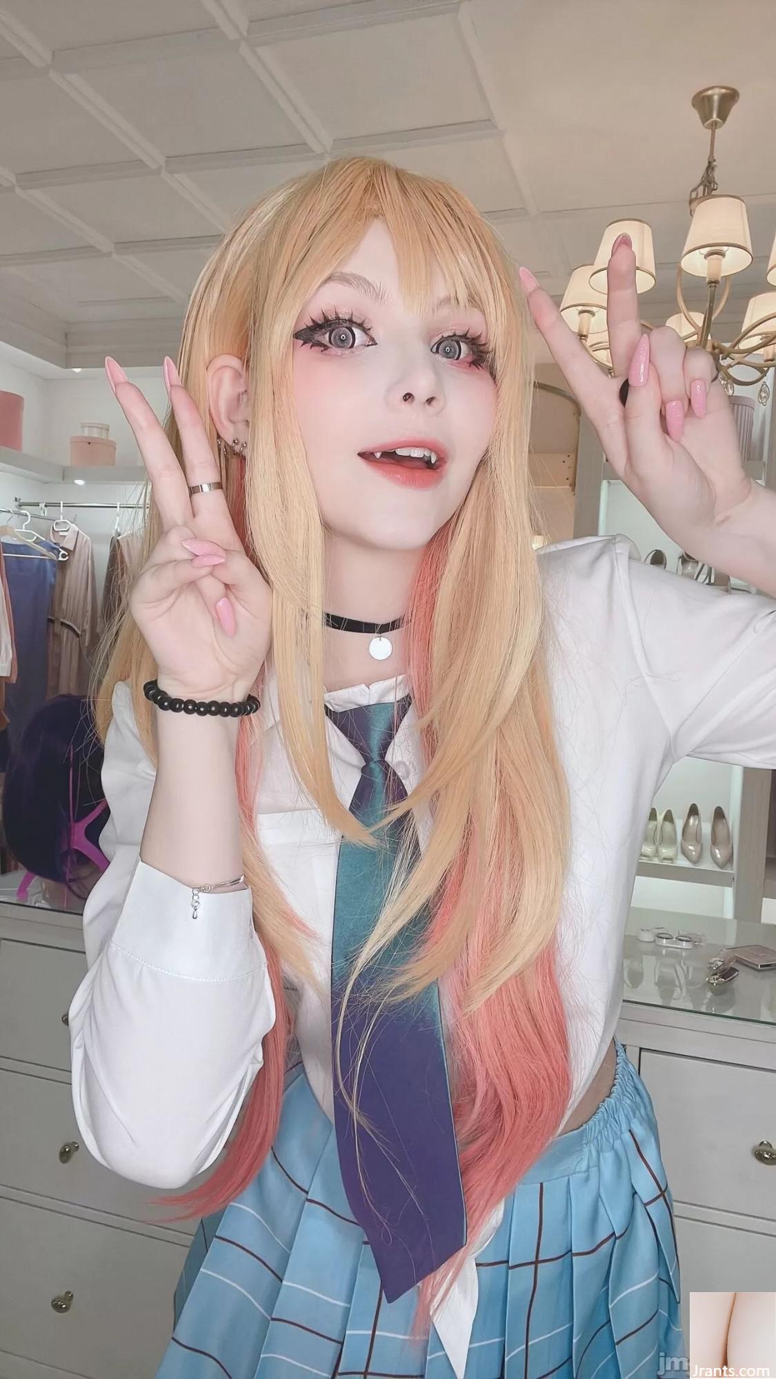 Tsuki Desu &#8211; Marin Kitagawa (102p)