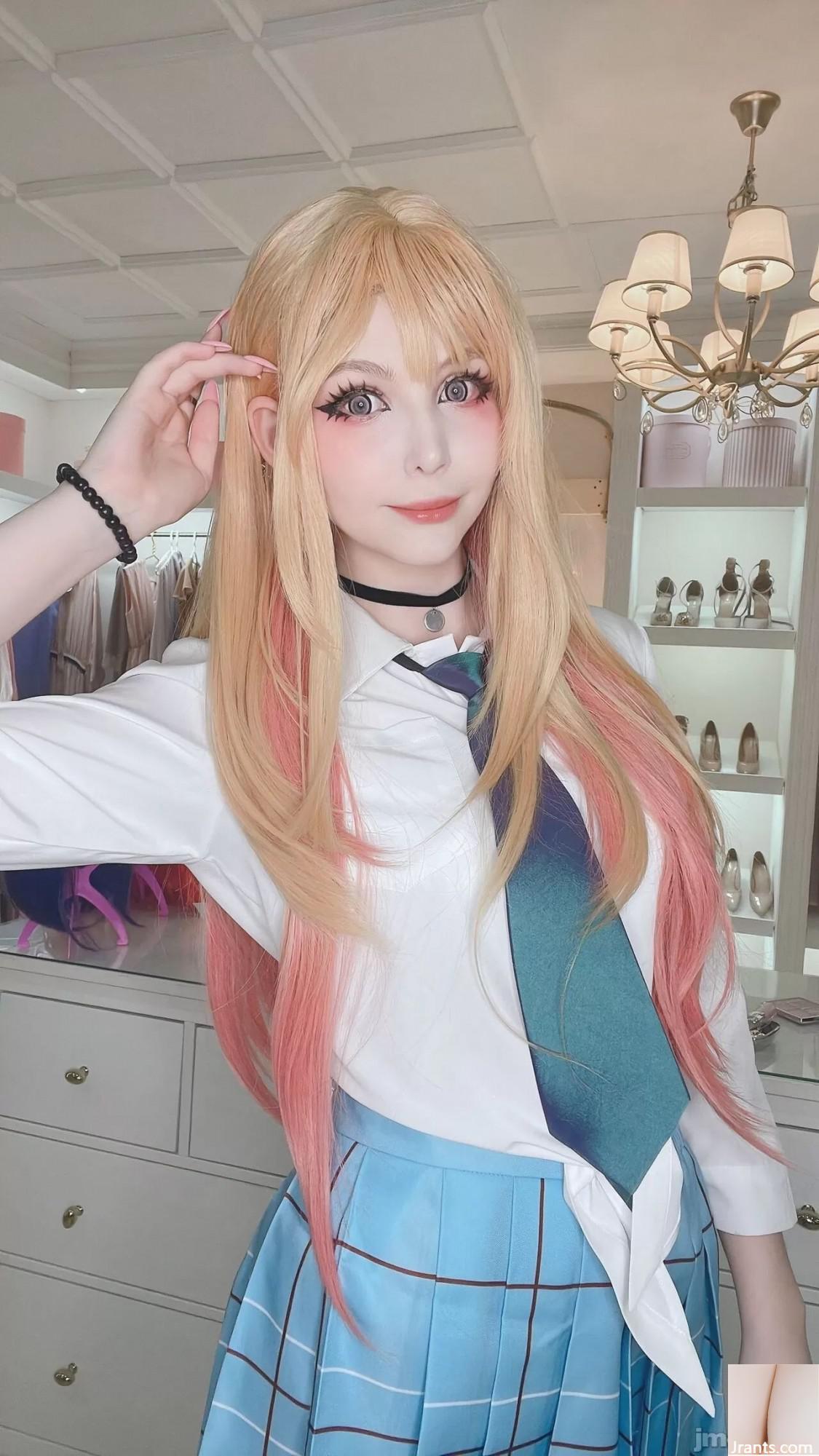Tsuki Desu &#8211; Marin Kitagawa (102p)