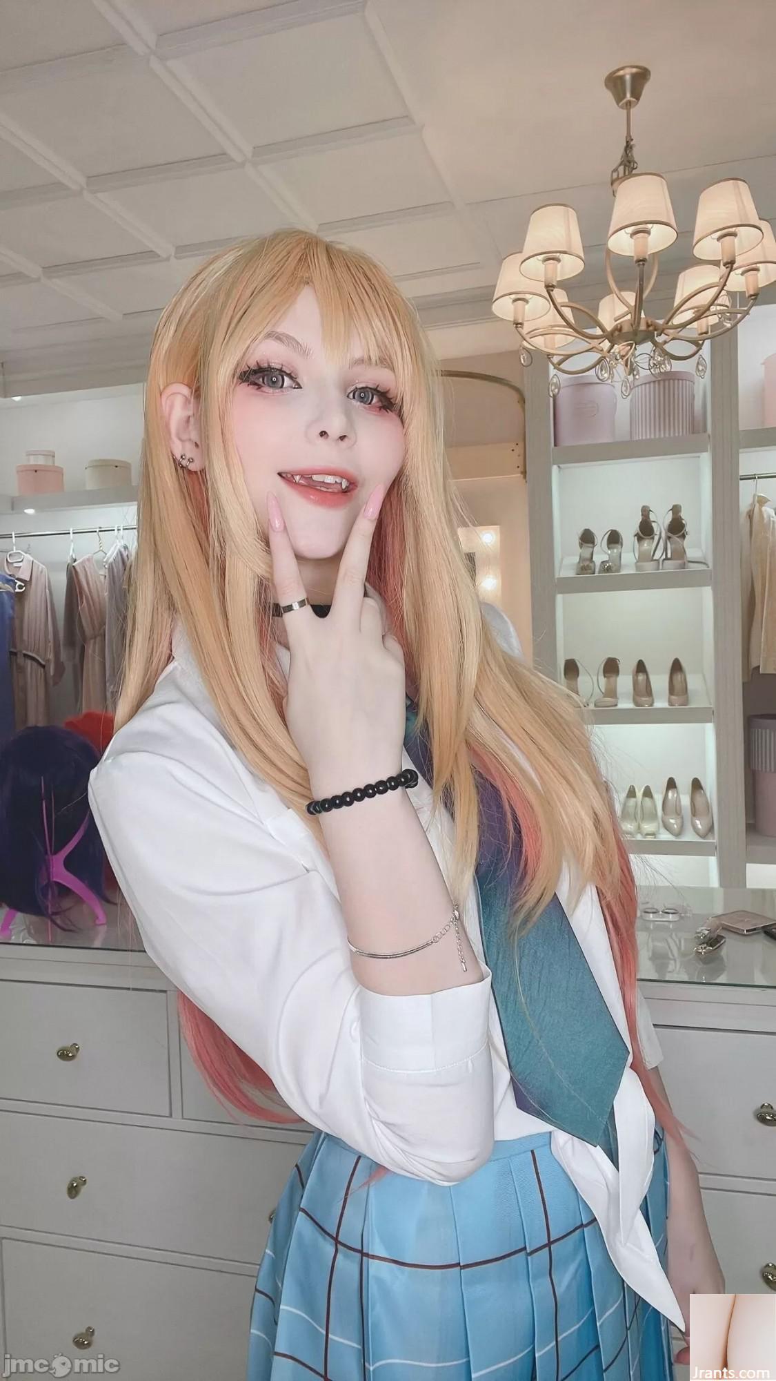 Tsuki Desu &#8211; Marin Kitagawa (102p)