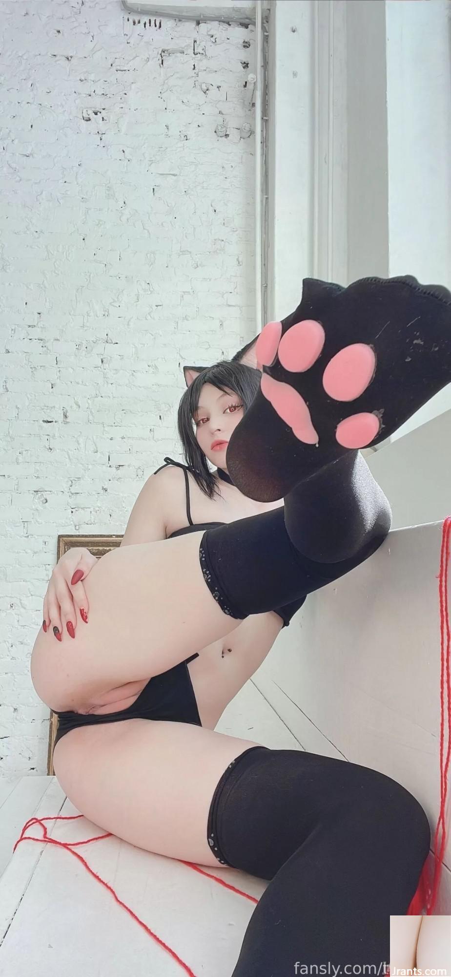 Tsuki Desu &#8211; لباس زیر زنانه Kaguya Neko (112p)