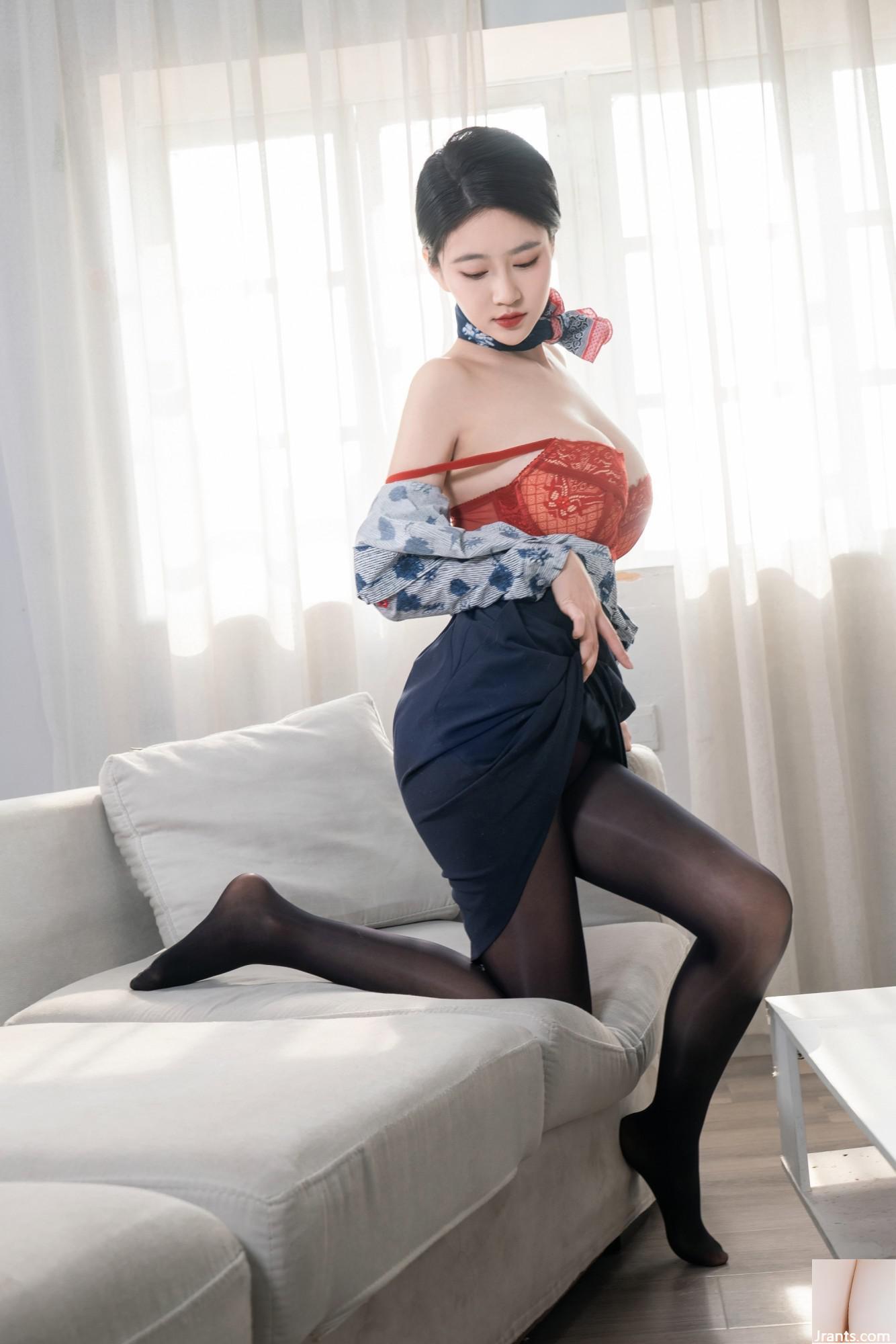 Nnian Nnian-Stewardess (84 عکس) (84p)