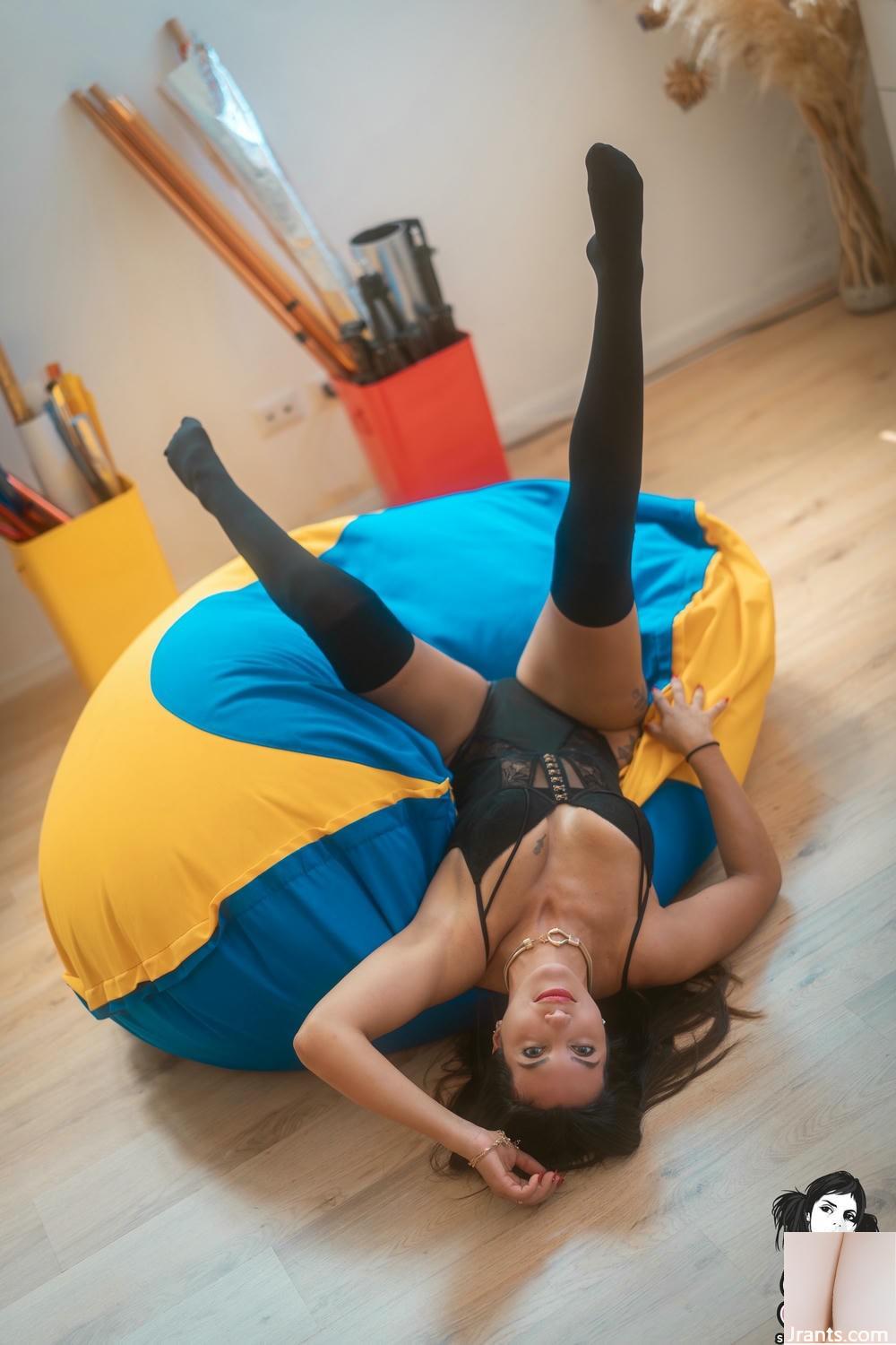 (Suicide Girls) 28 de maio de 2025 &#8211; petralola &#8211; o estúdio de fotógrafo (48p)