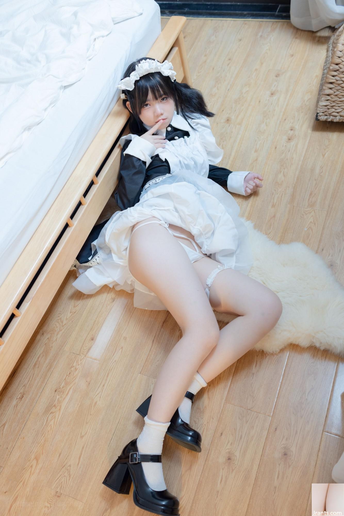 (Chinesischer Modell menschlicher Körper) Xiaoyu &#8222;Maid&#8220; (93p)