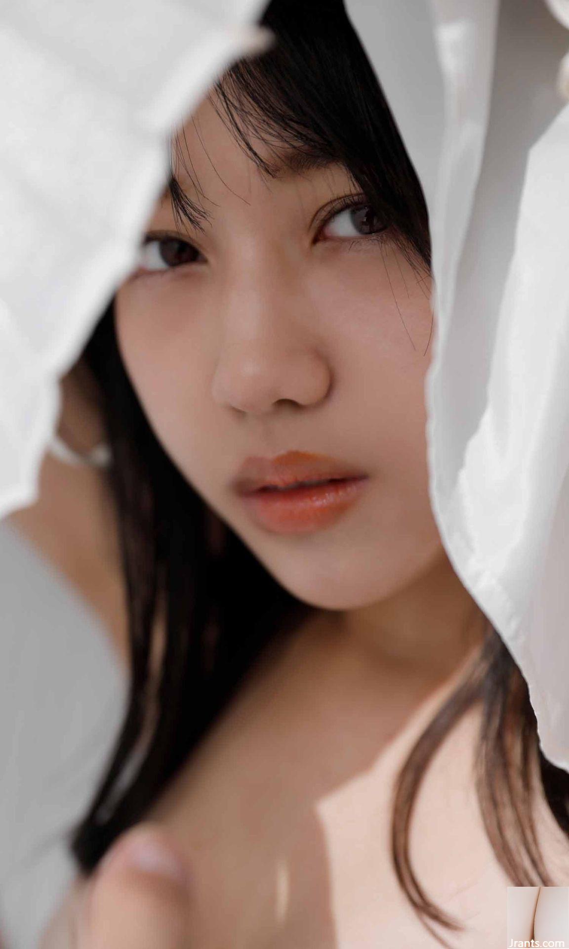(Shirashishi Yui) Sie hat eine heiße Figur! Kann die Farbe und Energie nicht halten (19p)
