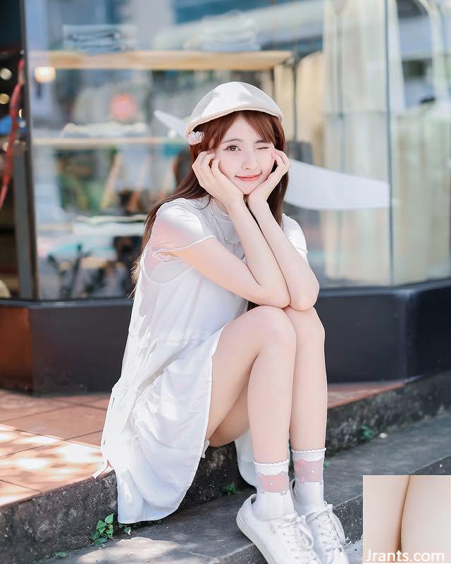 جنسي؟ (أسهم Miang&#8217;i Ge&#8217;er مليئة بالإغراء والملابس هي Super Just Right (10p)