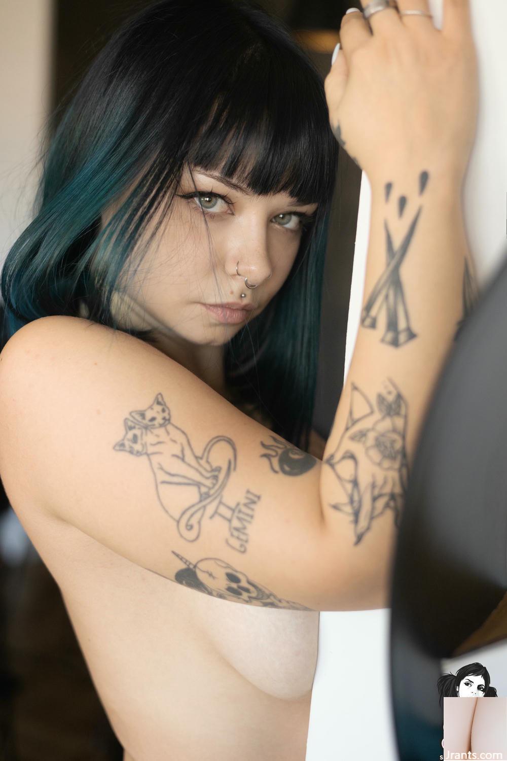 (Suicide Girlsမေလ 29, 2025 &#8211; Psychocat &#8211; hypnotic အကြည့် (58p)
