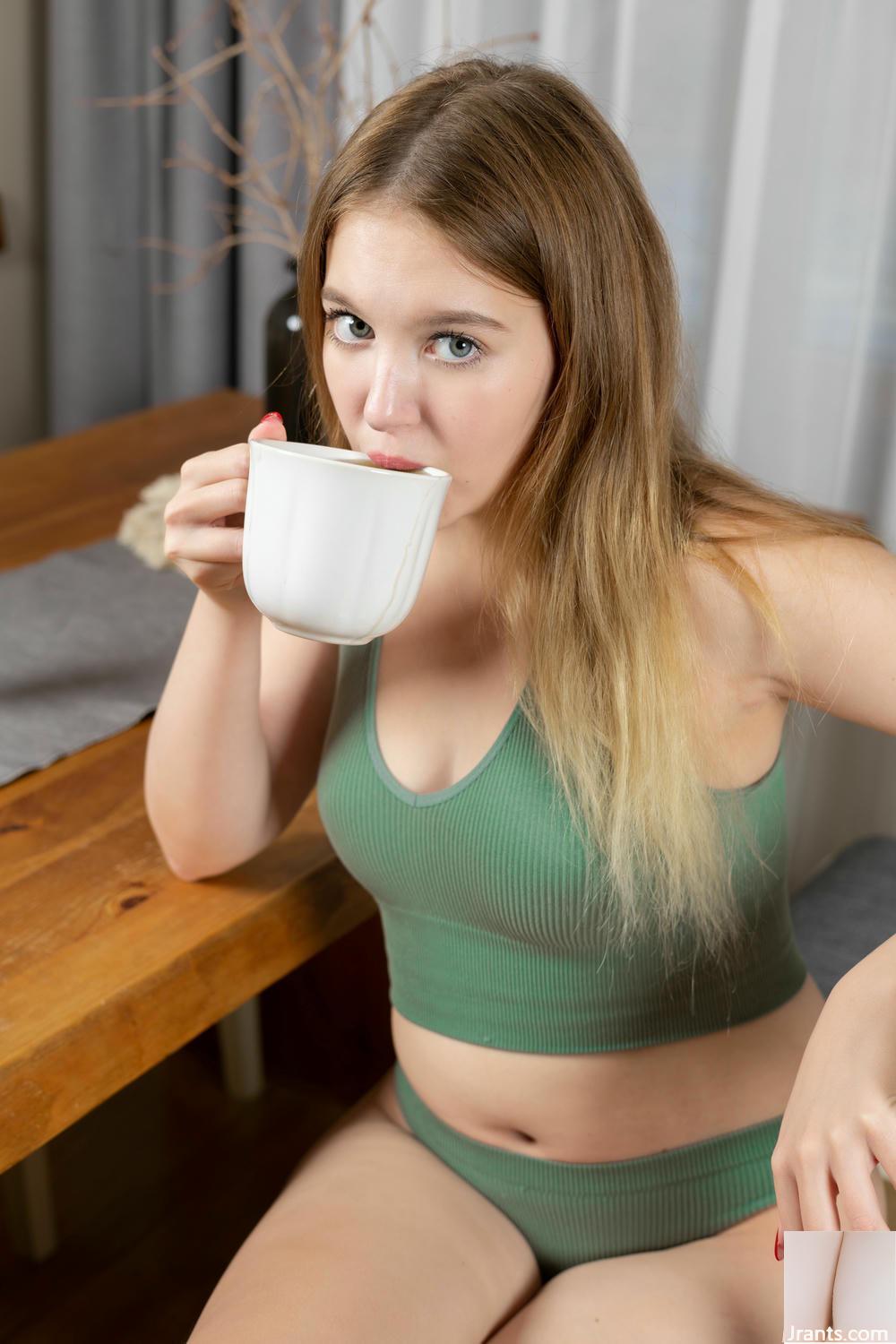 (MetArt) 30 de maio de 2025 &#8211; Nikoleta &#8211; Açúcar Rush (119p)