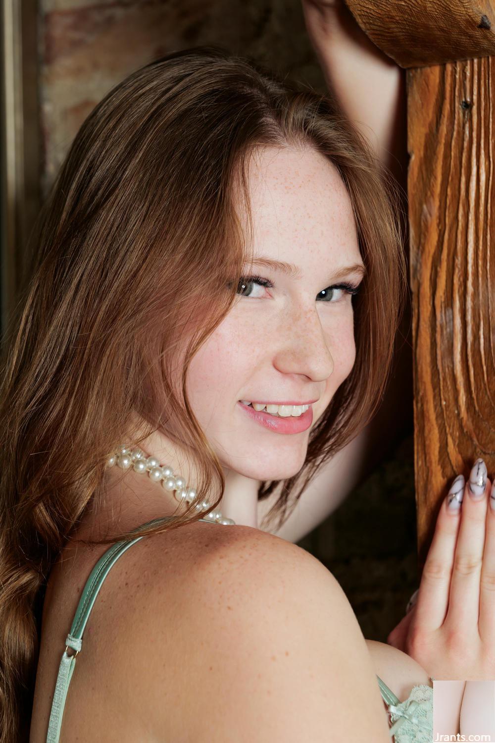 (MetArt) 31 مه 2025 &#8211; زوزانا &#8211; موزه مدرن