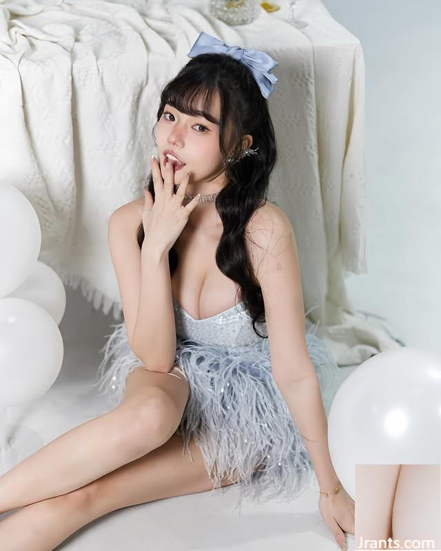 De beaux seins « Ni Xuan Eli » avec des seins blancs et tendres « Face sexy » fascine les passants à côté de vous (10p)