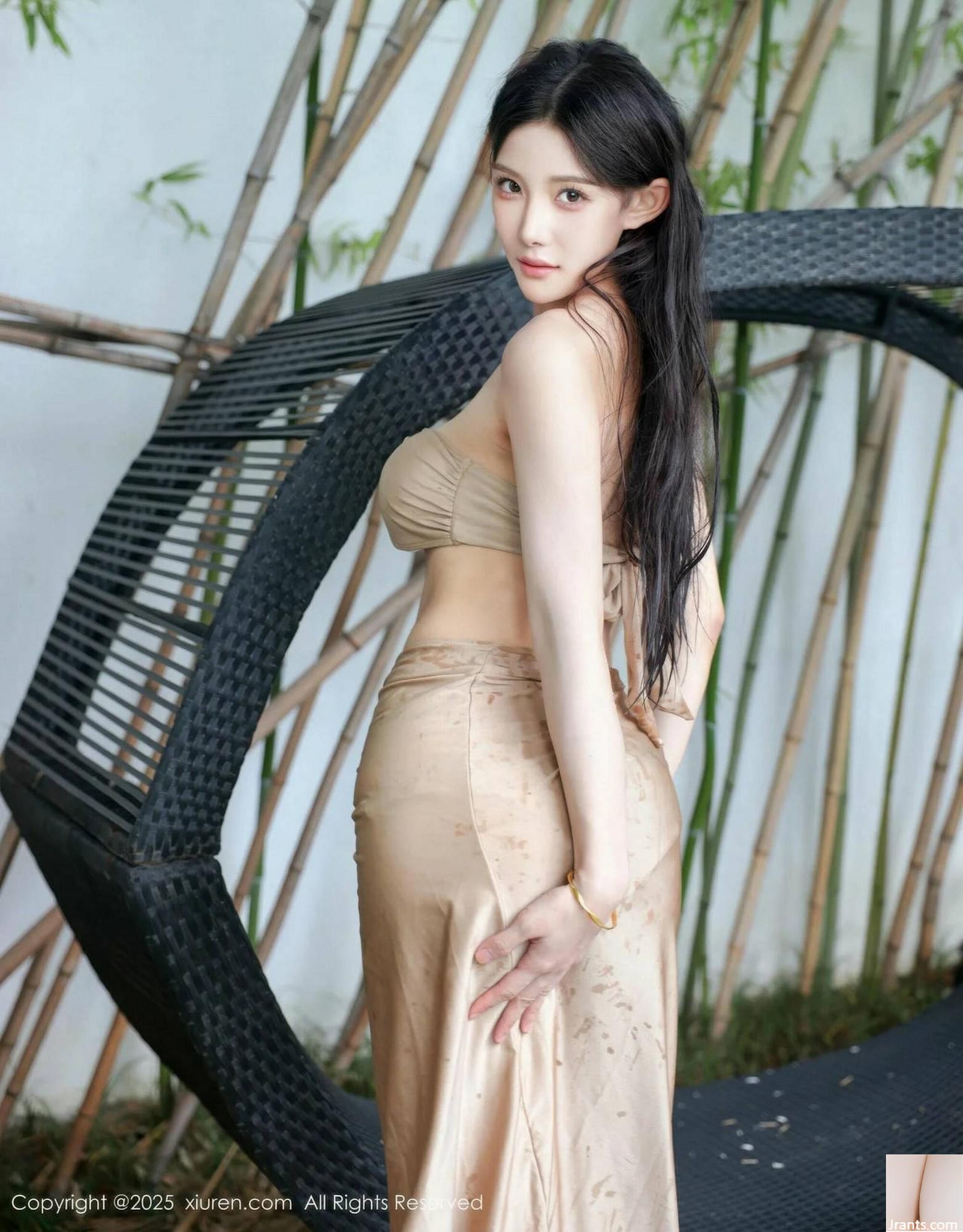 (XiuRen) 2025.08.04 No.10618 عکس نسخه کامل Li Shuang&#39;er (85p)