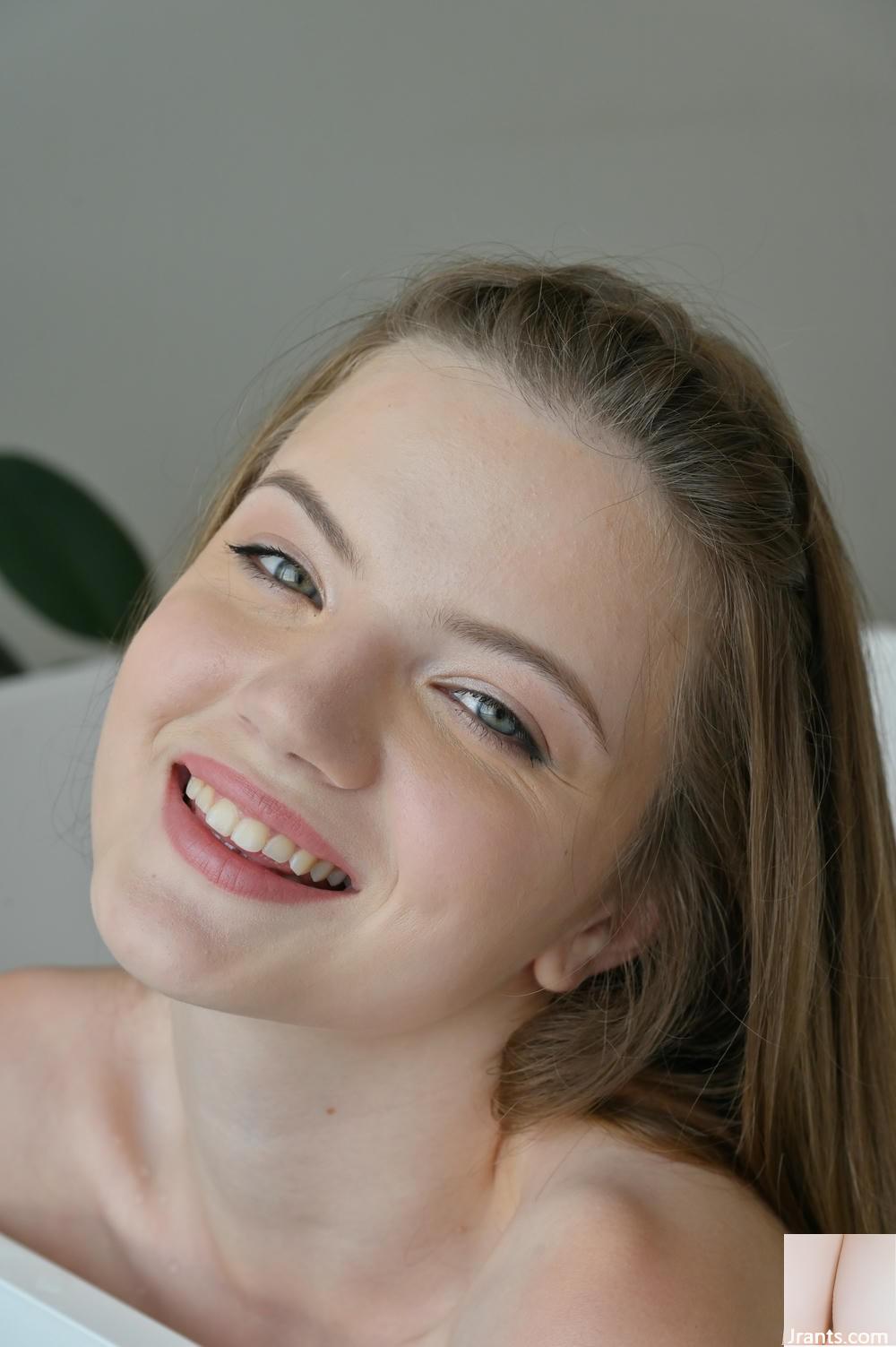 (MetArt) 01 ژوئن ، 2025 &#8211; Toree &#8211; Love in Lilac (169p)