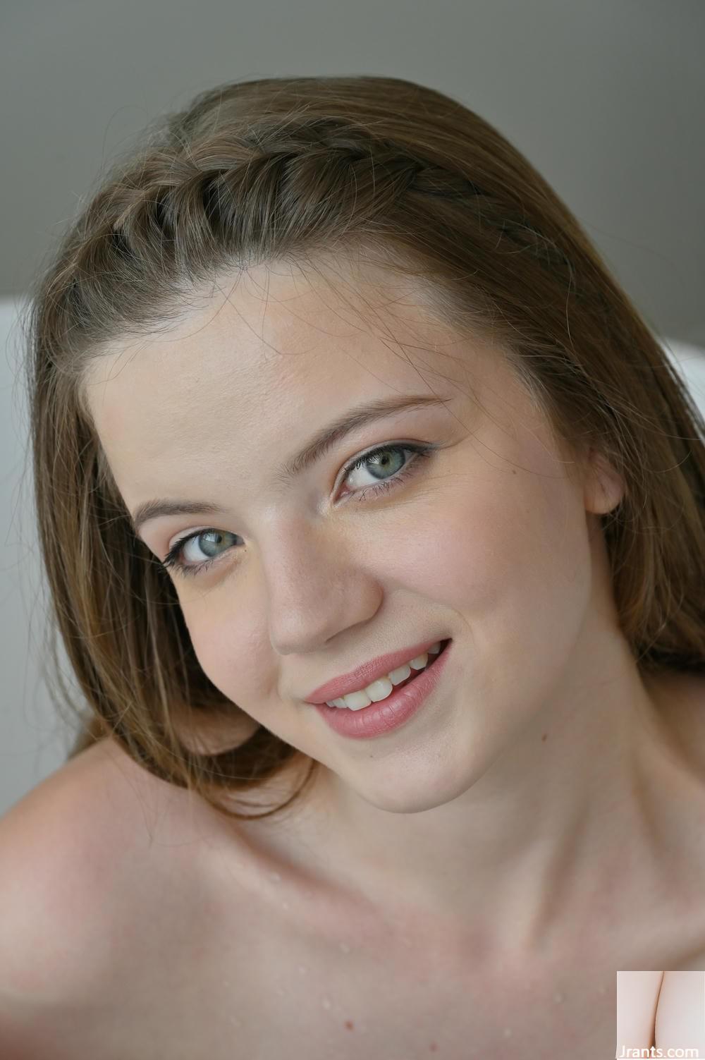 (MetArt) 01 ژوئن ، 2025 &#8211; Toree &#8211; Love in Lilac (169p)