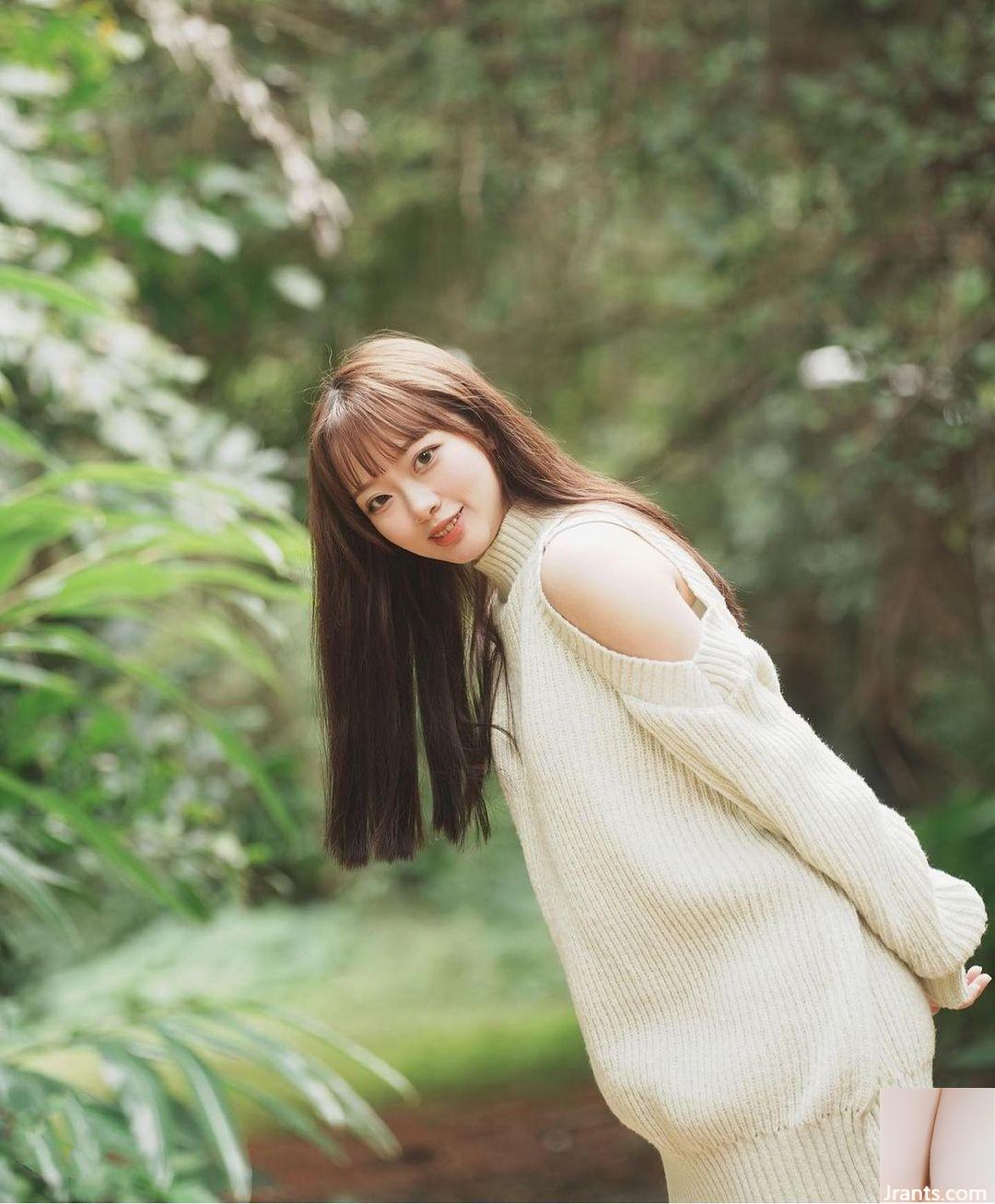 Sweet Girl « Zhan Zhuzhu » est fière et séduisante, et fait des gens instantanément en (10p)