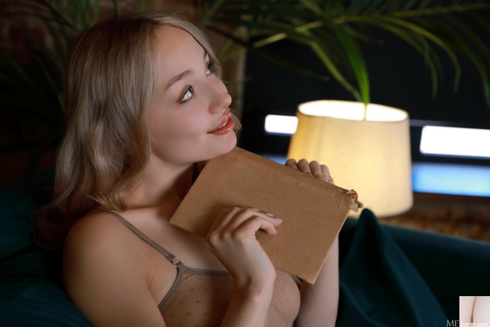 Daria Sento &#8211; Velvet and Bricks (113p)