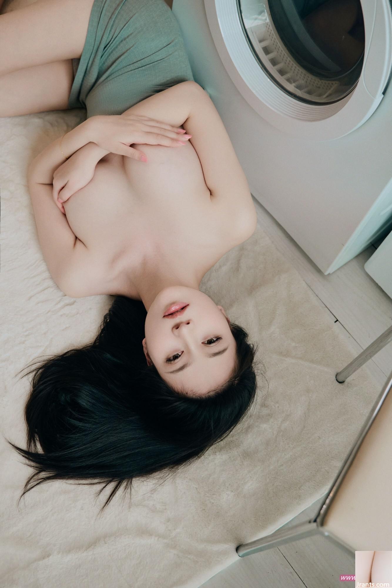 (Tubuh Manusia Model Nasional) Nnian&#8221;Laundry Room&#8221; (42p)