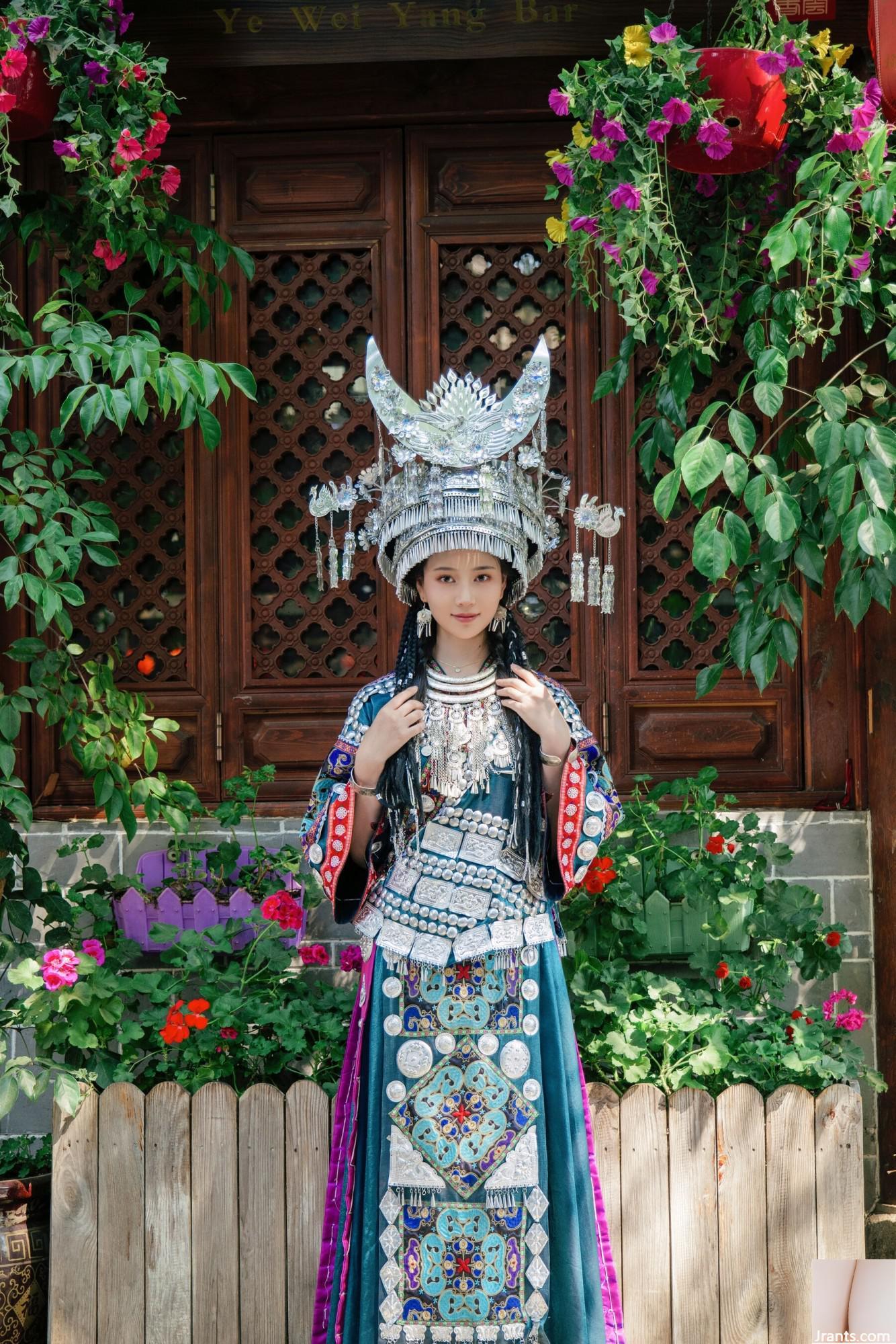 (النموذج الوطني للجسم البشري) Nian&#8221;Miaojiang Girl&#8221; (50p)