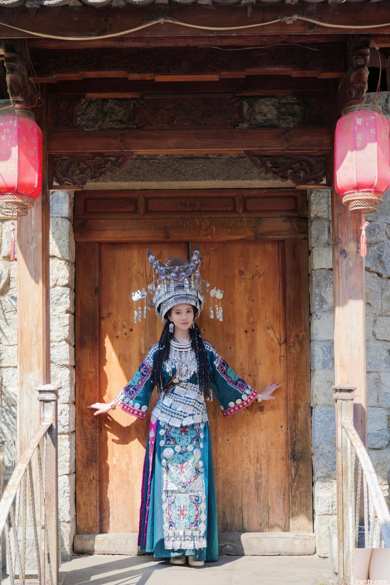 (النموذج الوطني للجسم البشري) Nian&#8221;Miaojiang Girl&#8221; (50p)
