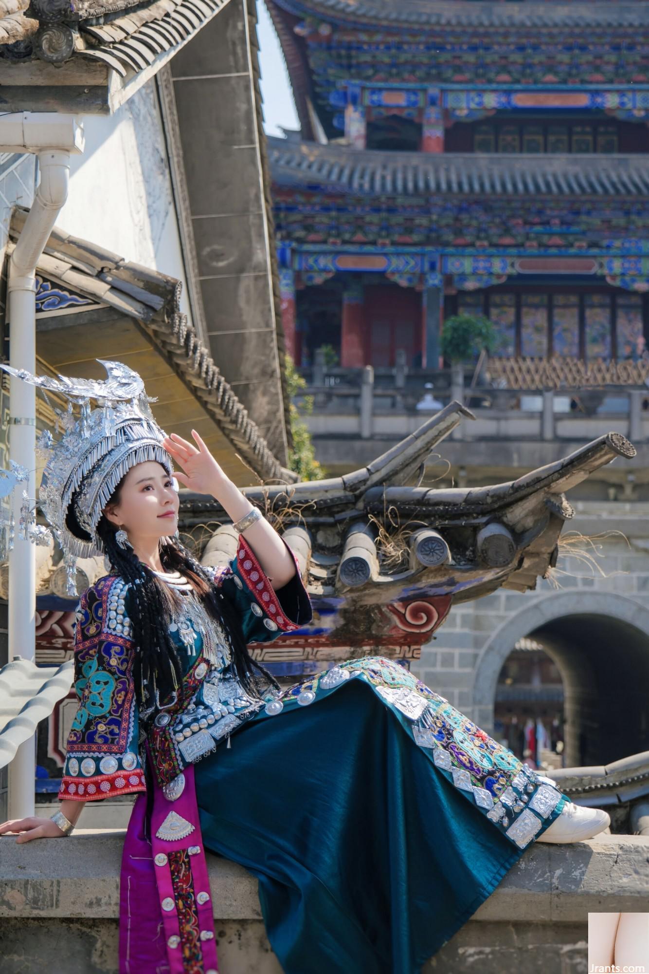 (النموذج الوطني للجسم البشري) Nian&#8221;Miaojiang Girl&#8221; (50p)