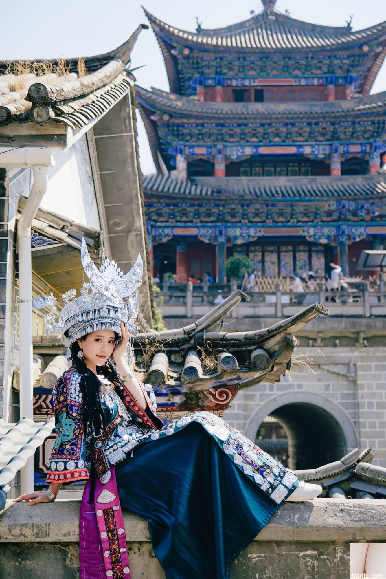 (النموذج الوطني للجسم البشري) Nian&#8221;Miaojiang Girl&#8221; (50p)
