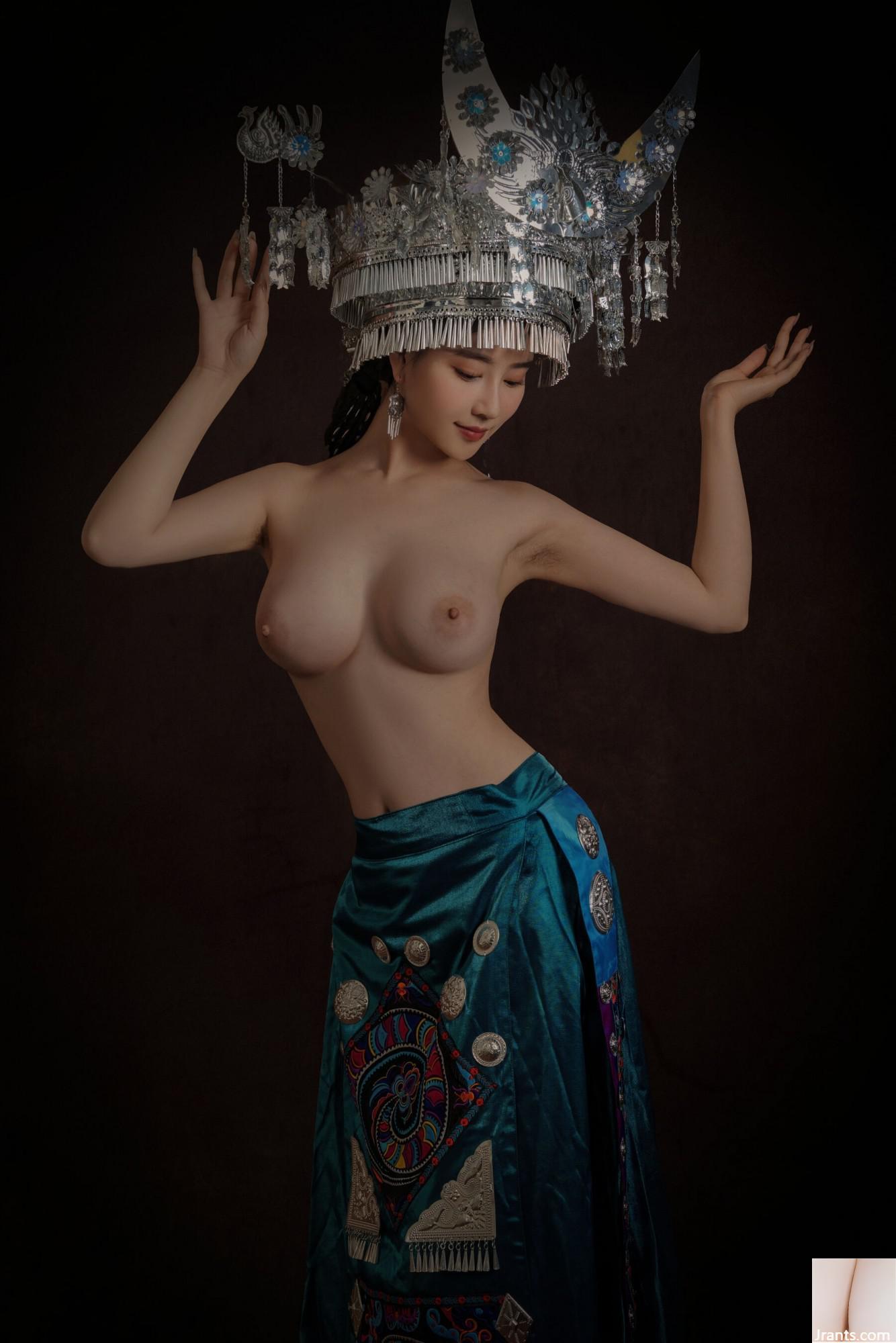 (Tubuh Manusia Model Nasional) Nnian&#8221;Miaojiang Girl&#8221; (50p)