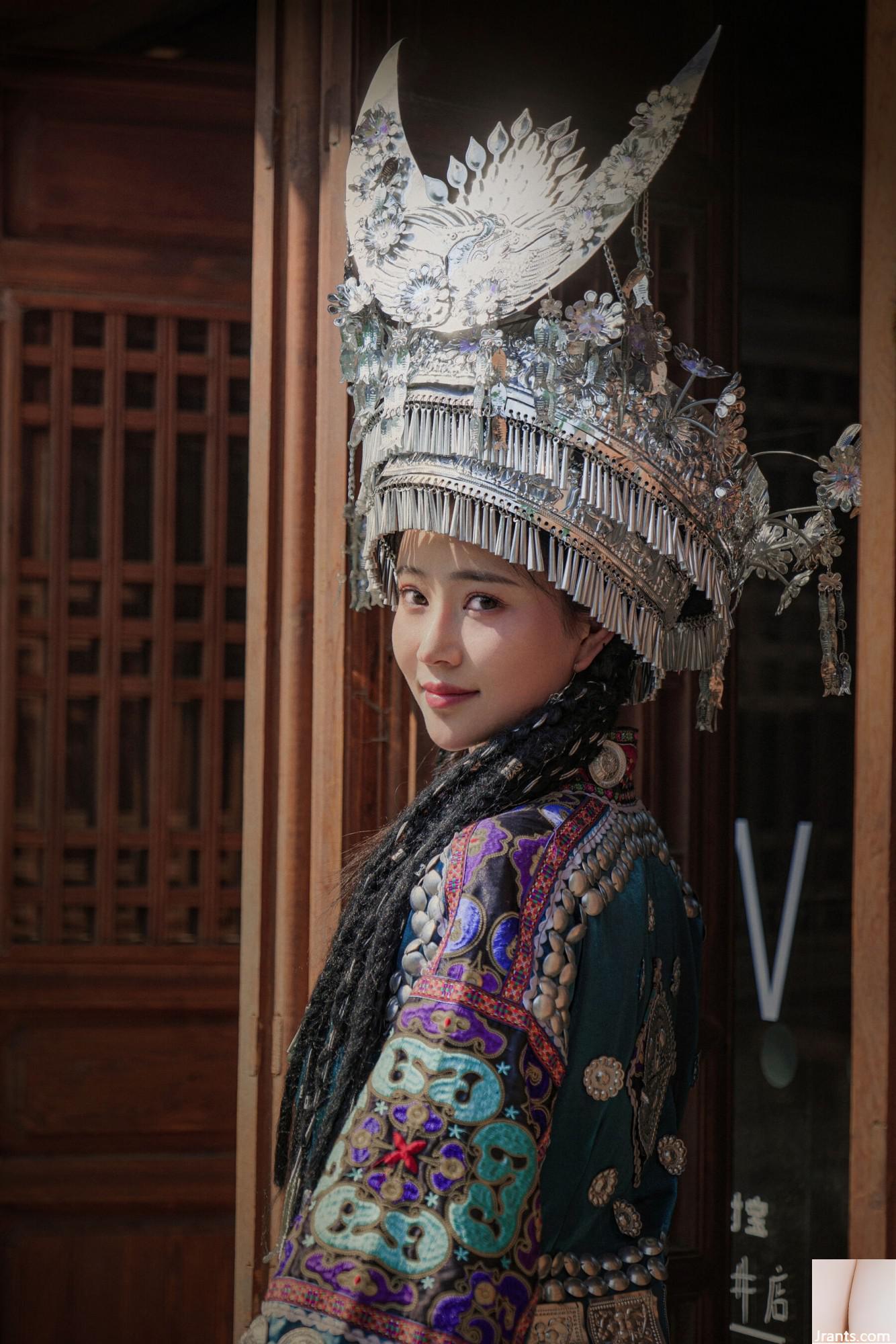 (النموذج الوطني للجسم البشري) Nian&#8221;Miaojiang Girl&#8221; (50p)