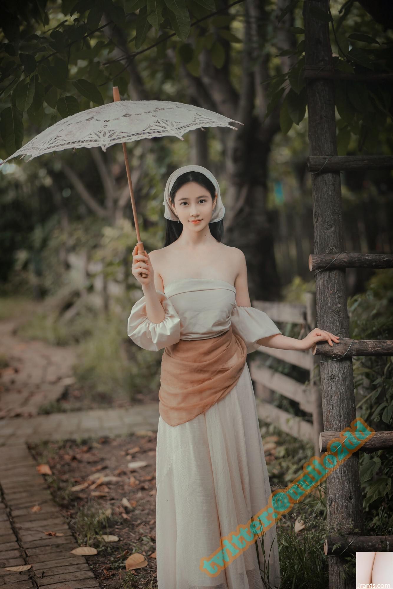 (Foto set model Cina) Nnian&#8221;Tiga Musim Tiga Evians&#8221; (52p)