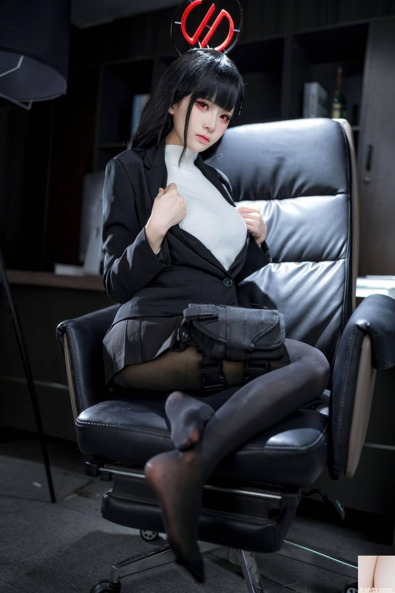 (Koleksi Online) Gadis Kesejahteraan Jiuqi Meow &#8220;Dou Yueli Yin&#8221; Exclusive (67P)