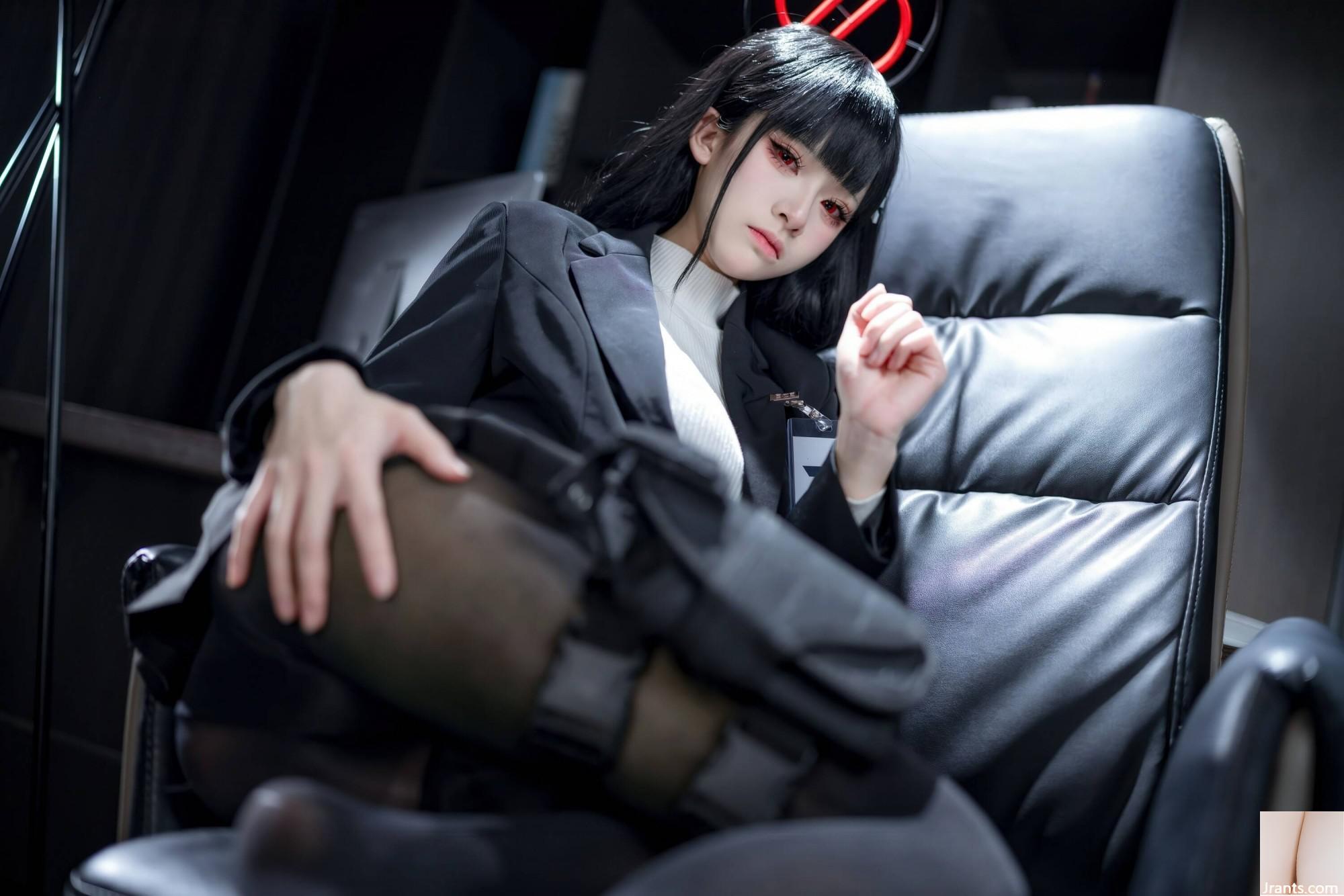 (Koleksi Online) Gadis Kesejahteraan Jiuqi Meow &#8220;Dou Yueli Yin&#8221; Exclusive (67P)
