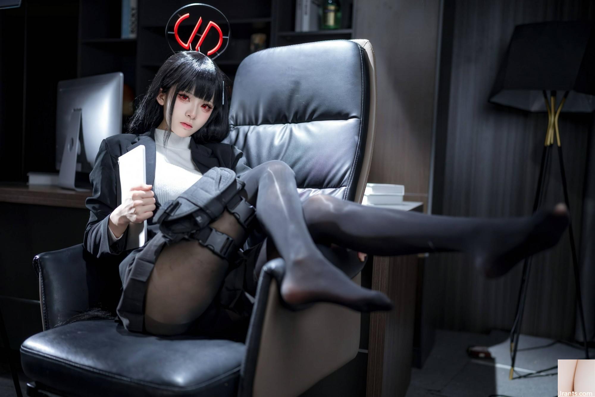 (Koleksi Online) Gadis Kesejahteraan Jiuqi Meow &#8220;Dou Yueli Yin&#8221; Exclusive (67P)