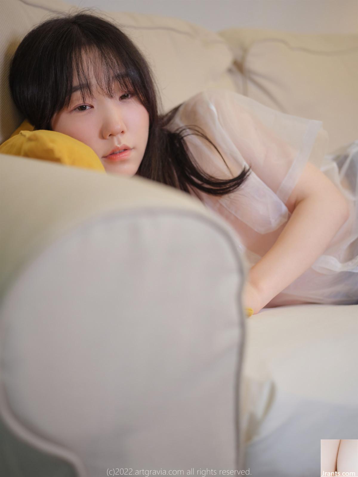 (한 예리) 한국 소녀의 몸을 담그고 유혹적인 바디 쇼 (42p)
