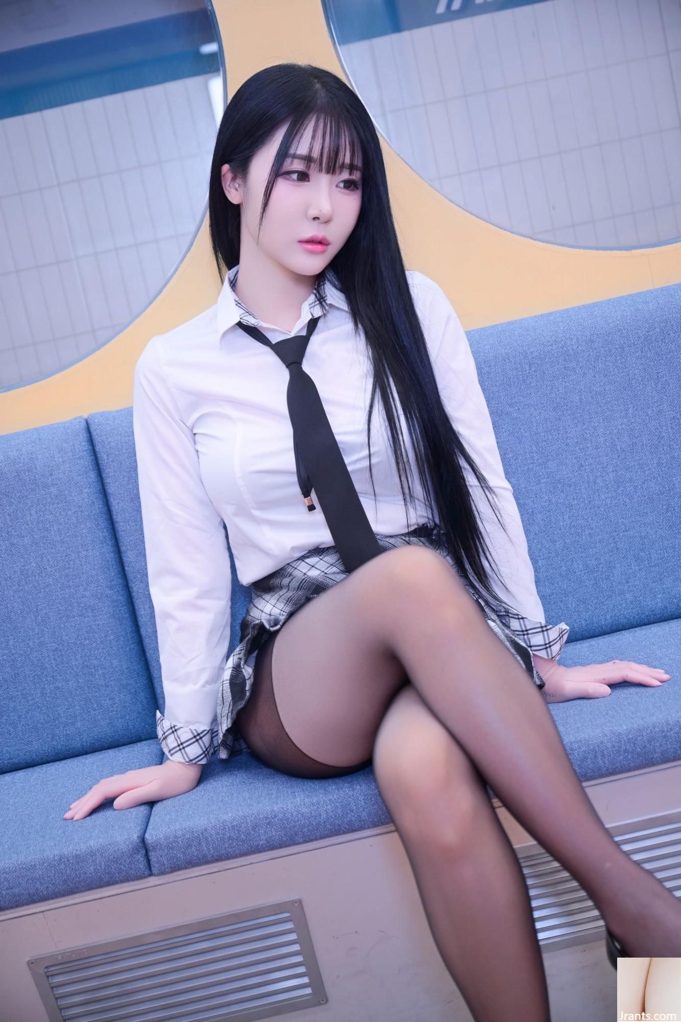 (مجموعة عبر الإنترنت) النموذج الكوري BOMI &#8220;طالبة في المترو&#8221; صورة الرفاهية (103p)