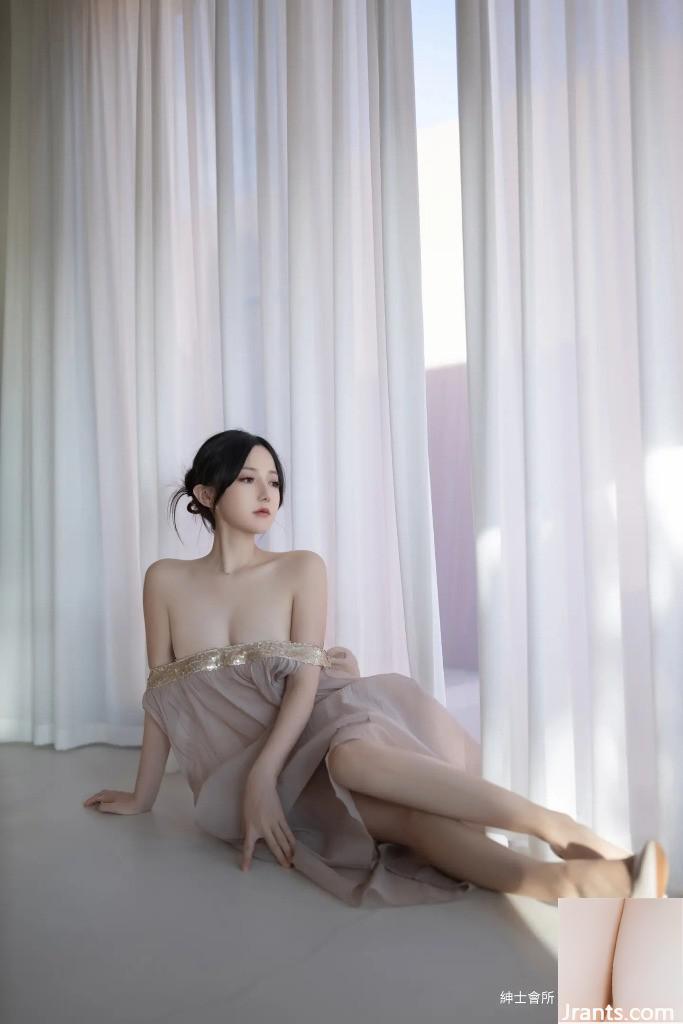 Caviar Fish Strap Boobs အမျိုးသမီး (101p)