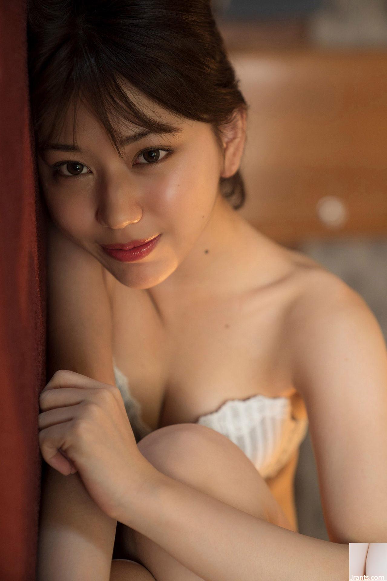 (Shirashishi Yui) တိုက်ခိုက်ရေးအာဏာနှင့်ပြည့်ဝသည်။ လူတွေကိုစိတ်ကူးယဉ်ဖို့စိတ်အနှောင့်အယှက်ဖြစ်စေတဲ့ရုပ်ပုံများ (36p)