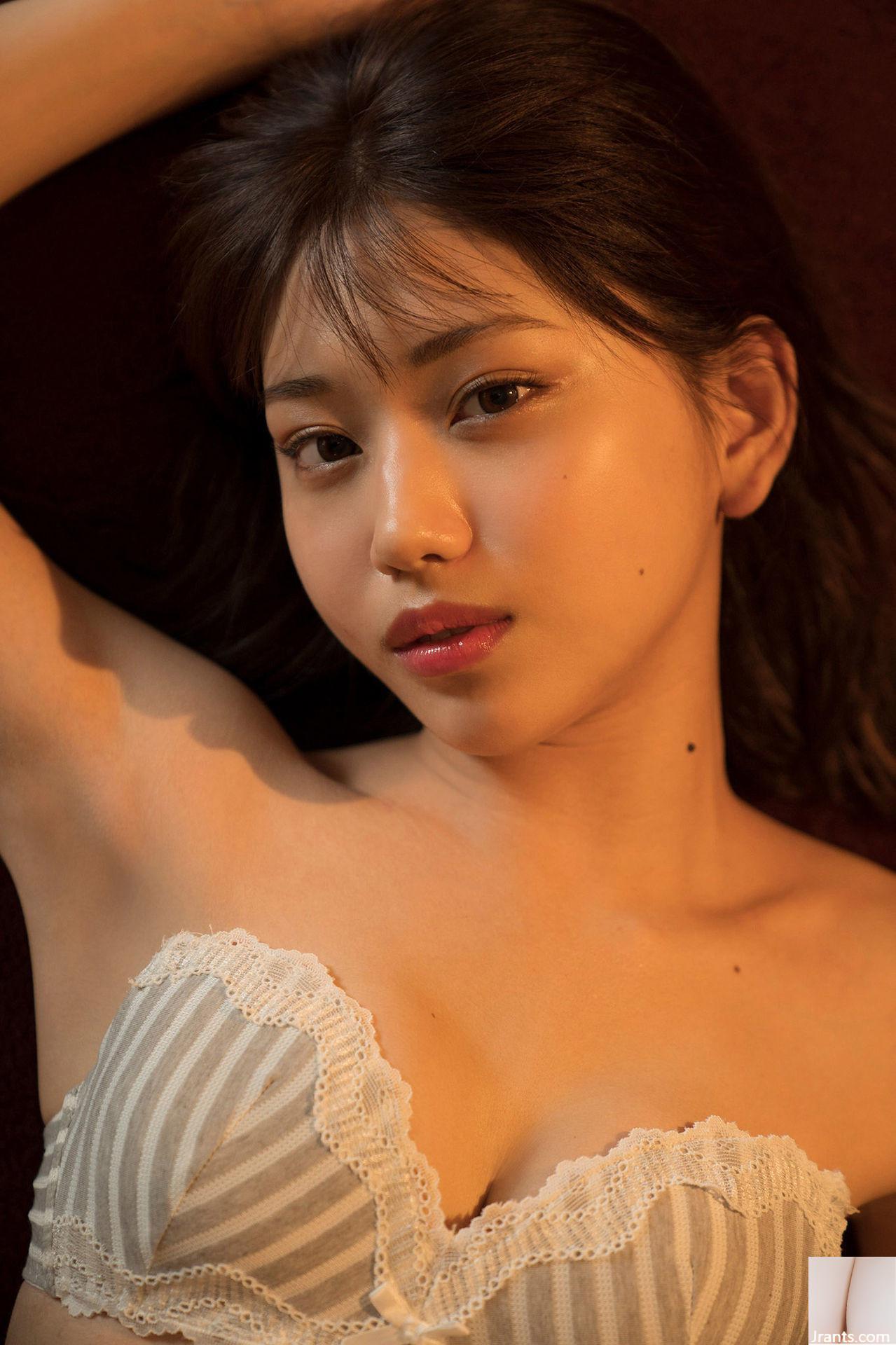 (Shirashishi Yui) တိုက်ခိုက်ရေးအာဏာနှင့်ပြည့်ဝသည်။ လူတွေကိုစိတ်ကူးယဉ်ဖို့စိတ်အနှောင့်အယှက်ဖြစ်စေတဲ့ရုပ်ပုံများ (36p)